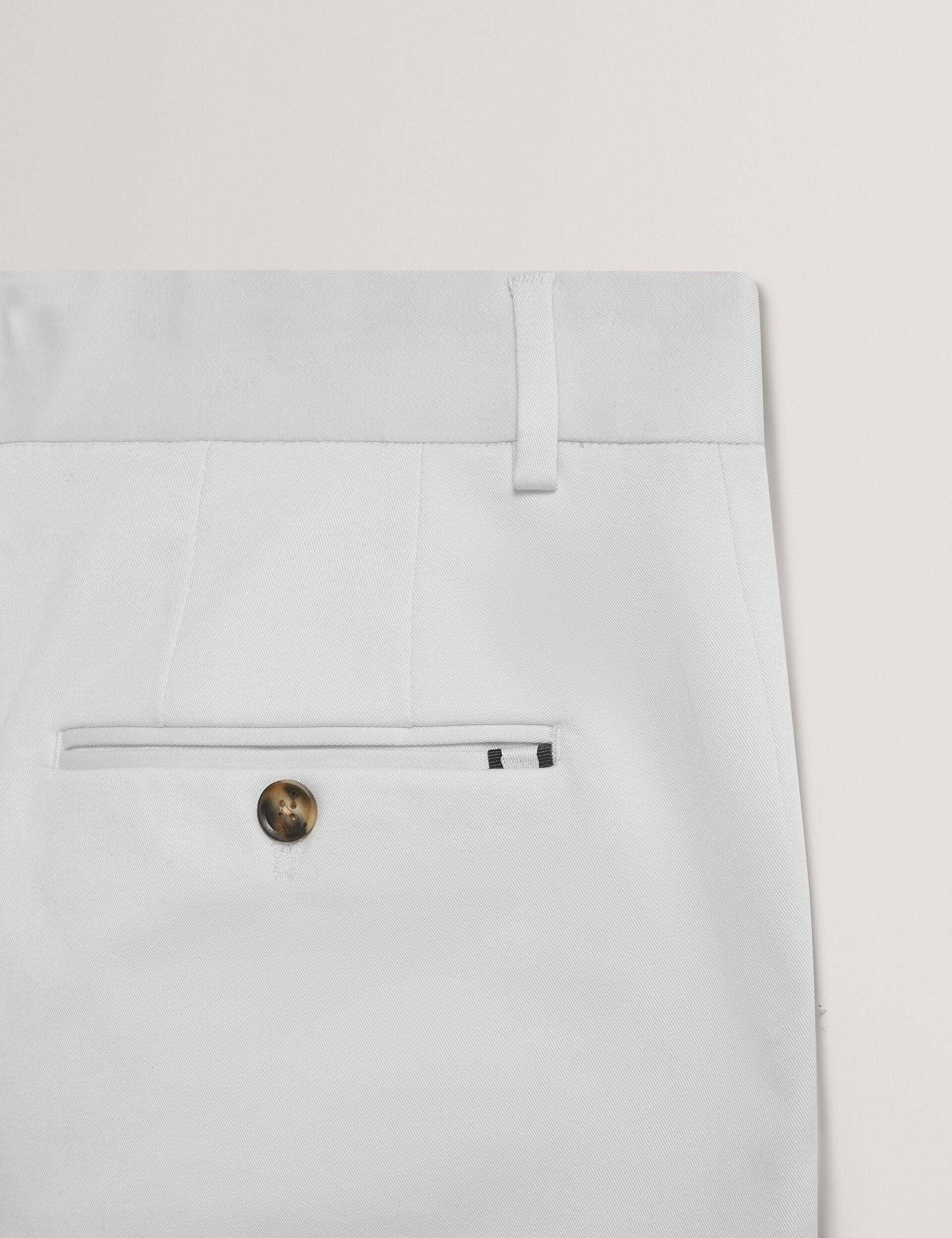 Ted Baker LOWETON - Slim Leg Stretch Cotton Chino Shorts STONE