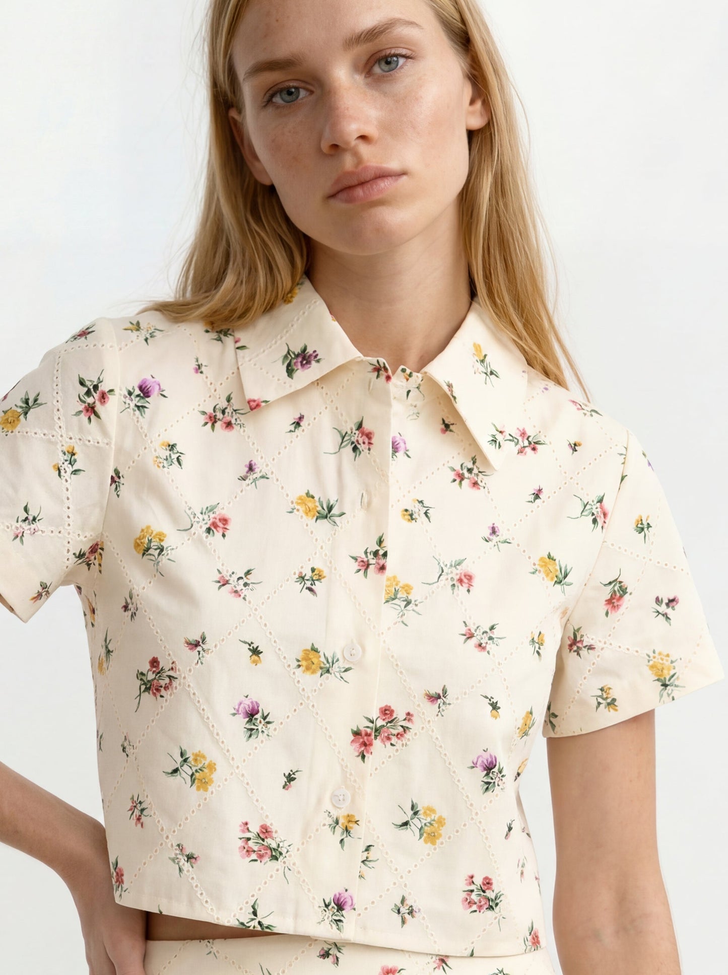 Ted Baker LIZ Wildflower Embroidered Cropped Shirt CREAM