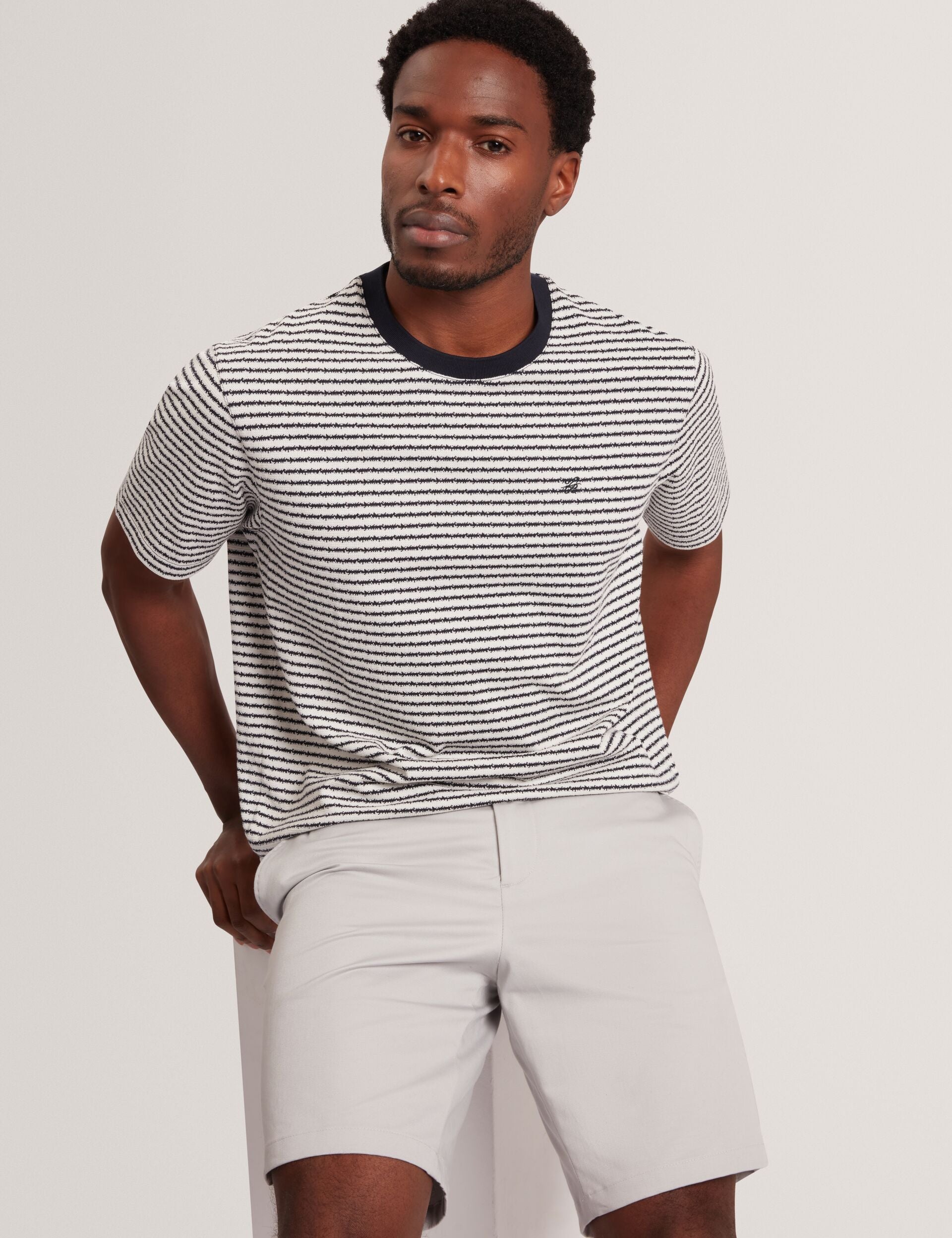 Ted Baker LOWETON - Slim Leg Stretch Cotton Chino Shorts LT-GREY