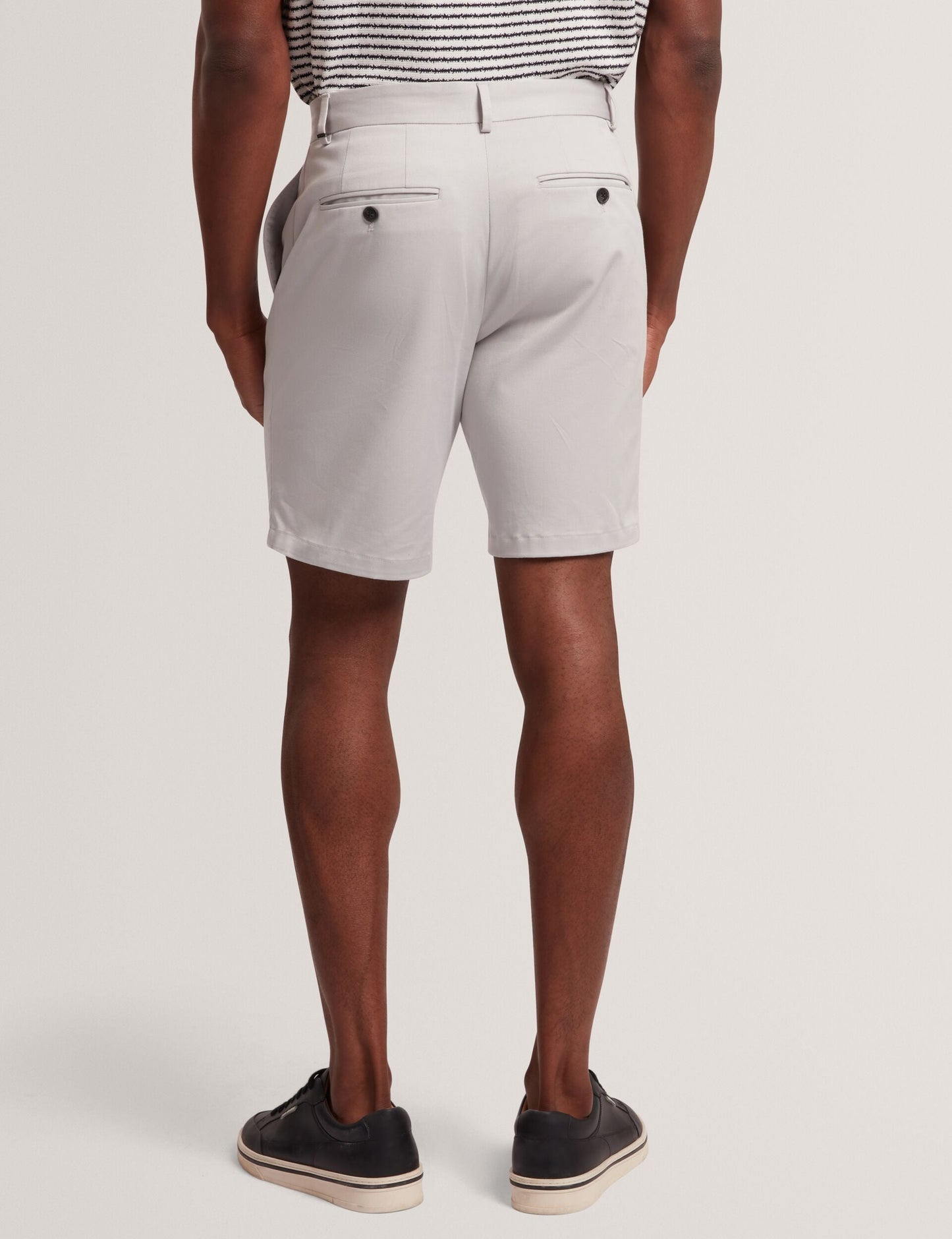 Ted Baker LOWETON - Slim Leg Stretch Cotton Chino Shorts LT-GREY