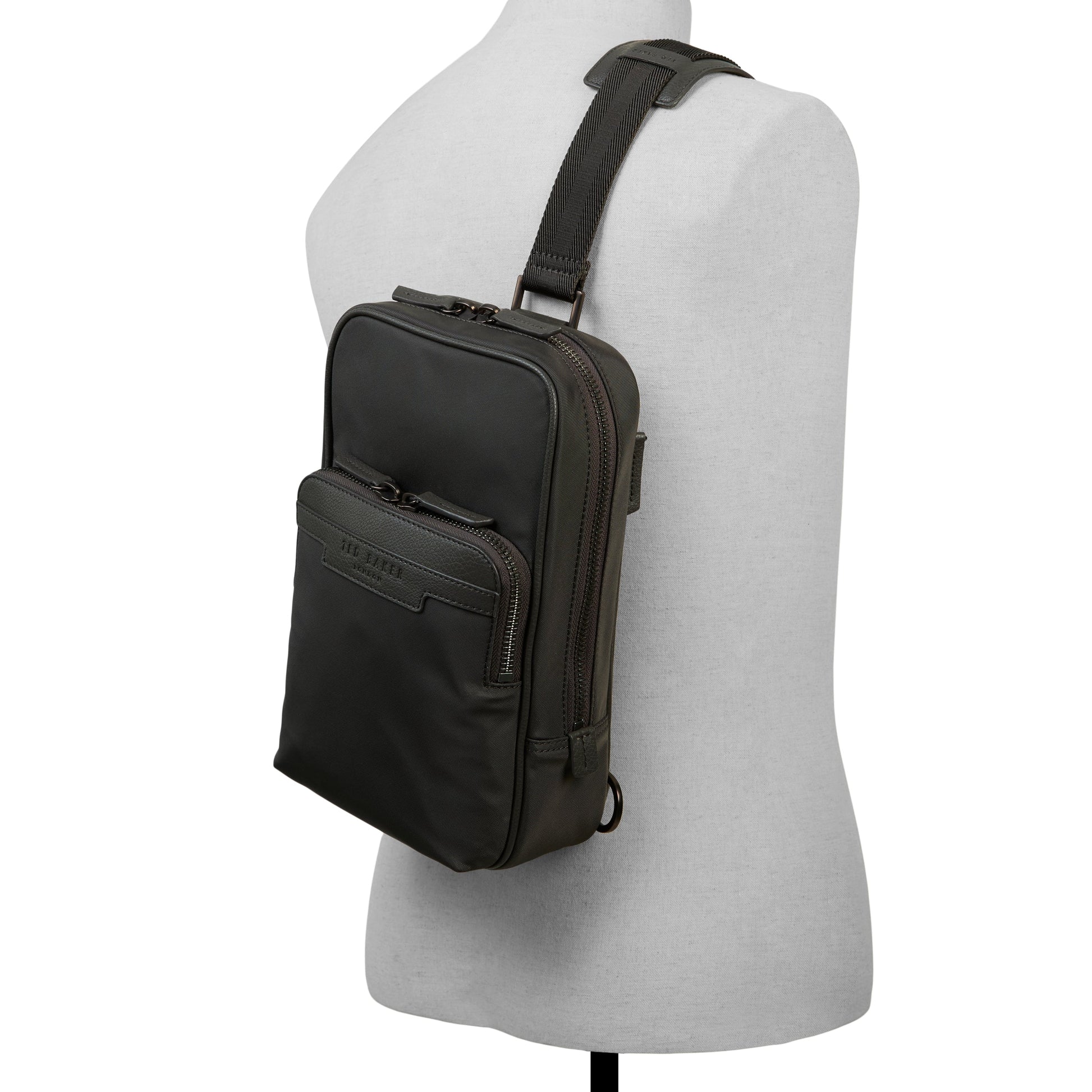 Ted Baker ALSTON - Sling Bag DARK BROWN