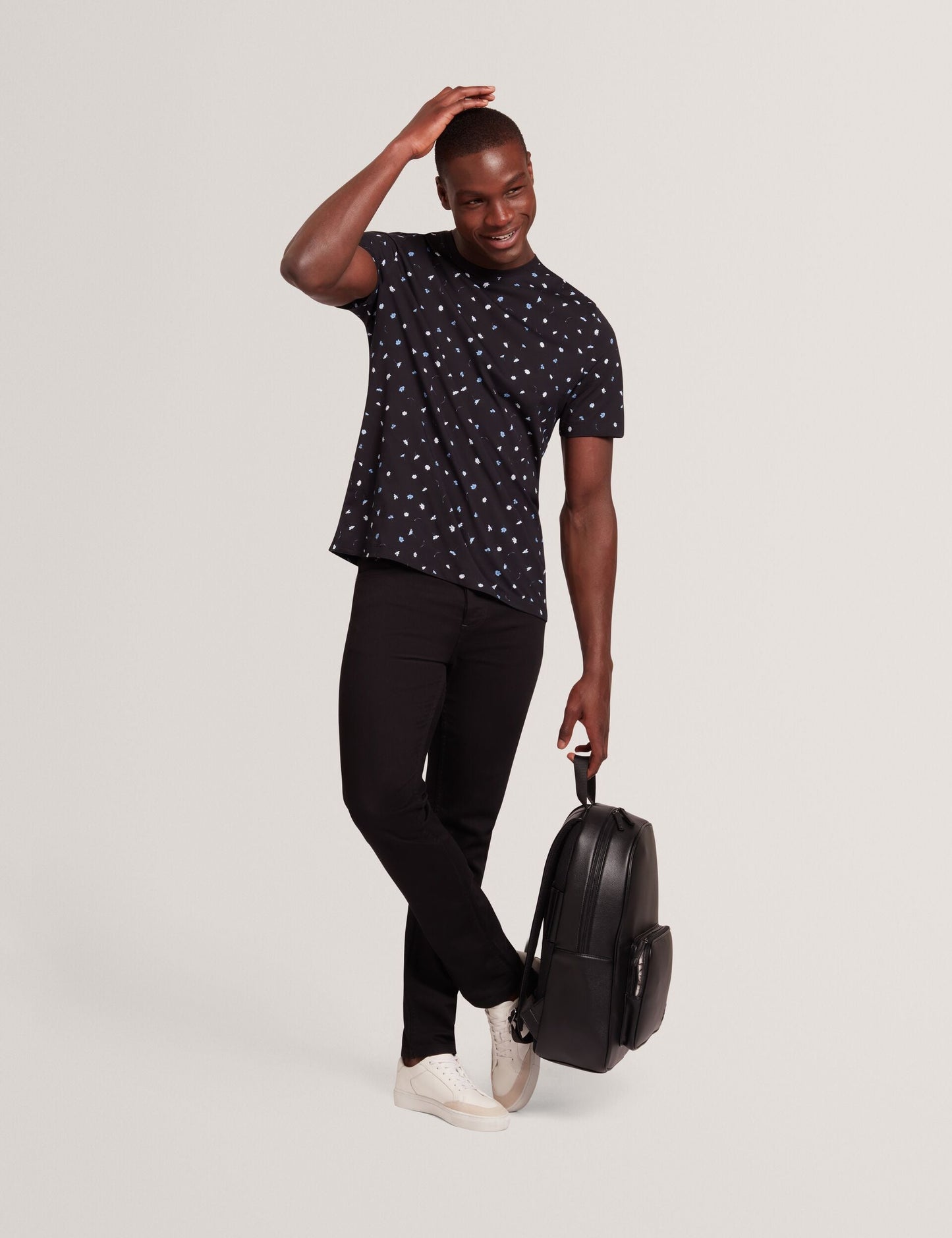 Ted Baker BURTUN - Scattered Floral Print Crew Neck T-Shirt BLACK