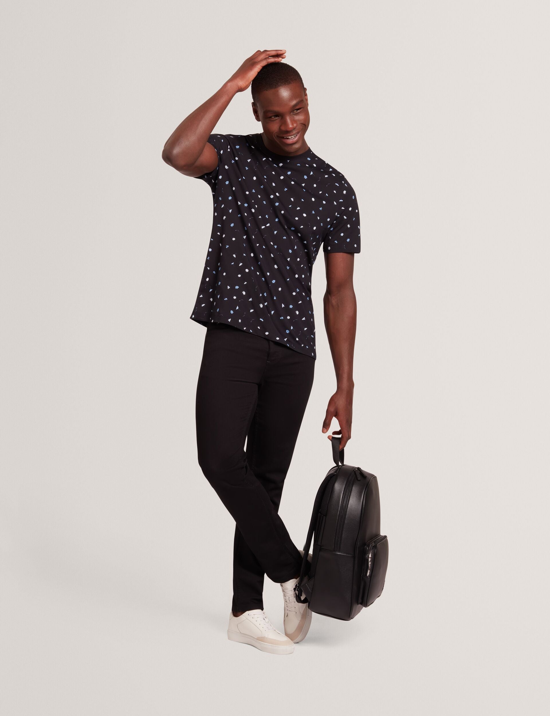 Ted Baker BURTUN - Scattered Floral Print Crew Neck T-Shirt BLACK