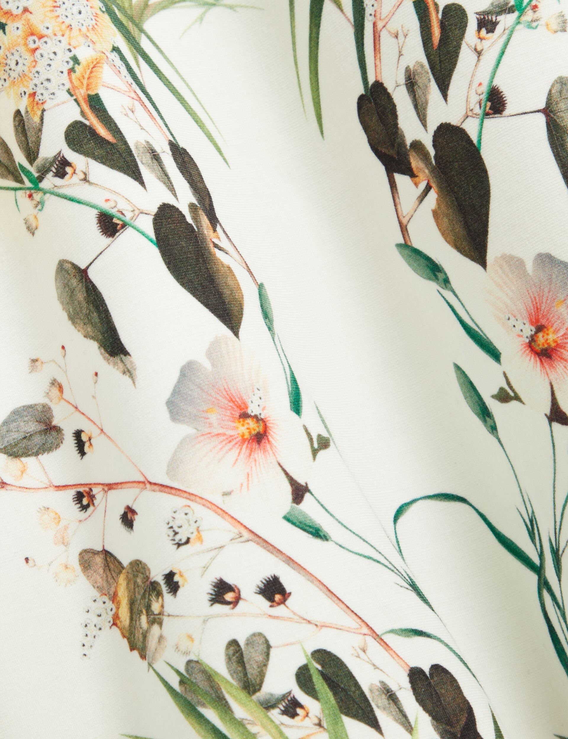 Ted Baker ALLOVER FLORAL T-SHIRT - White WHITE