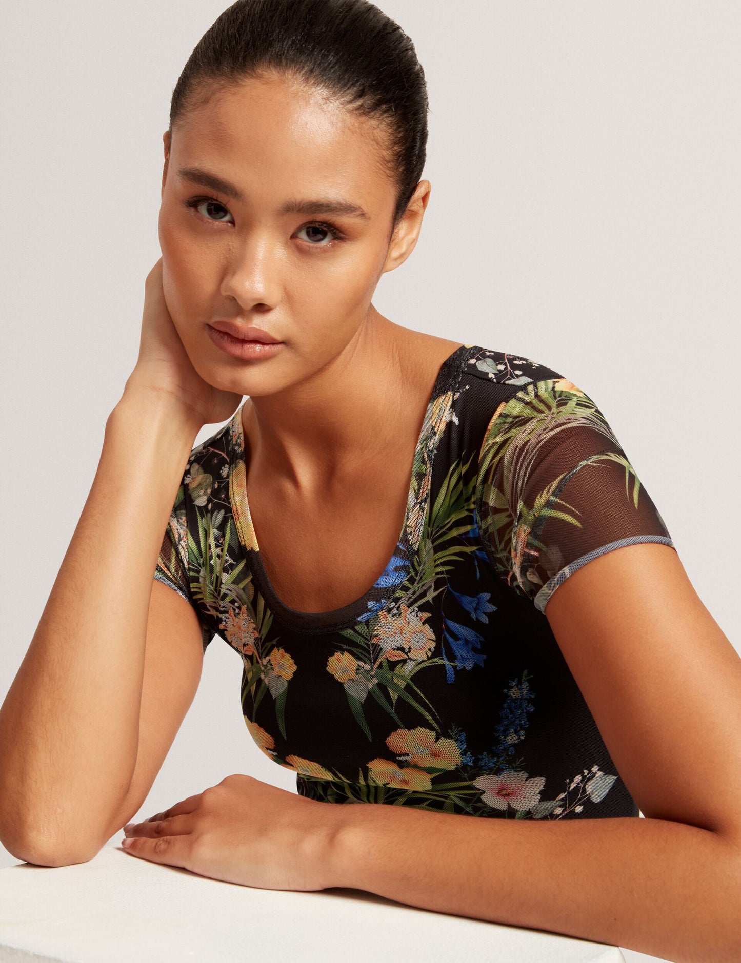 Ted Baker SHORT SLEEVE CREW MESH TOP - Black BLACK