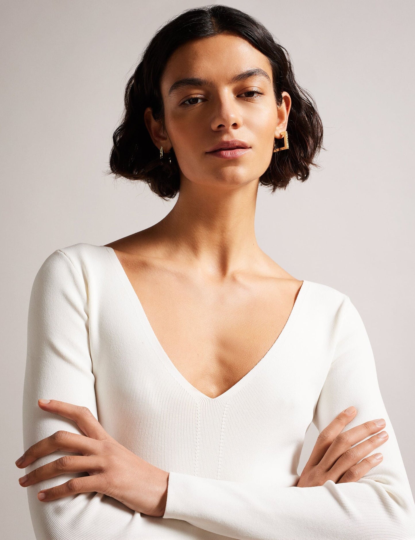 Ted Baker CILESTE - Fitted V-Neck Long Sleeve Knit Top IVORY