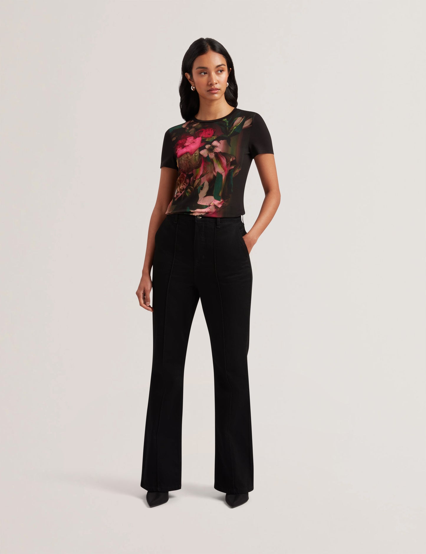 Ted Baker SUNNYY - Blurred Floral Print Slim Fit T-Shirt BLACK
