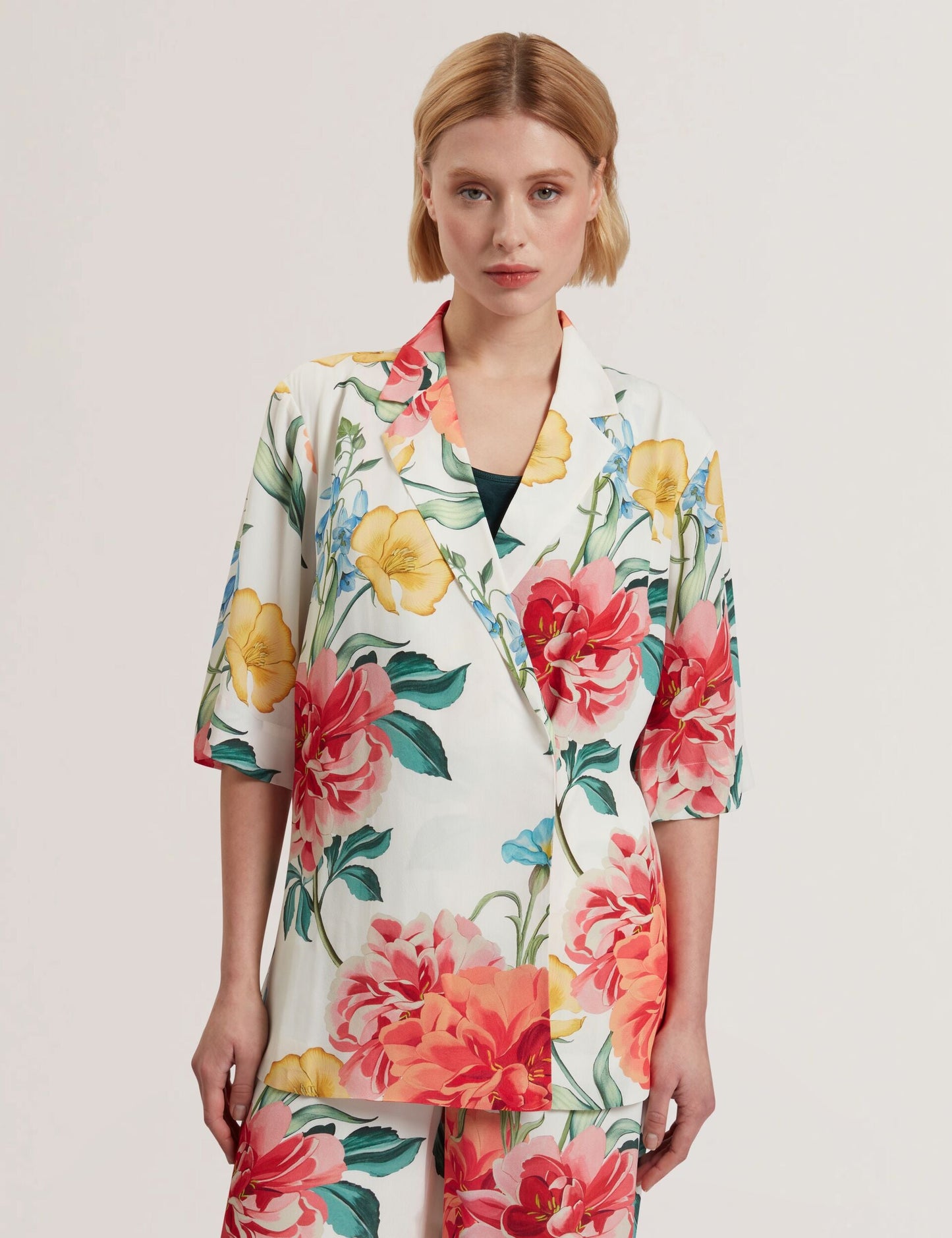 Ted Baker NYMPHA - Floral Short Sleeve Oversized Blazer WHITE