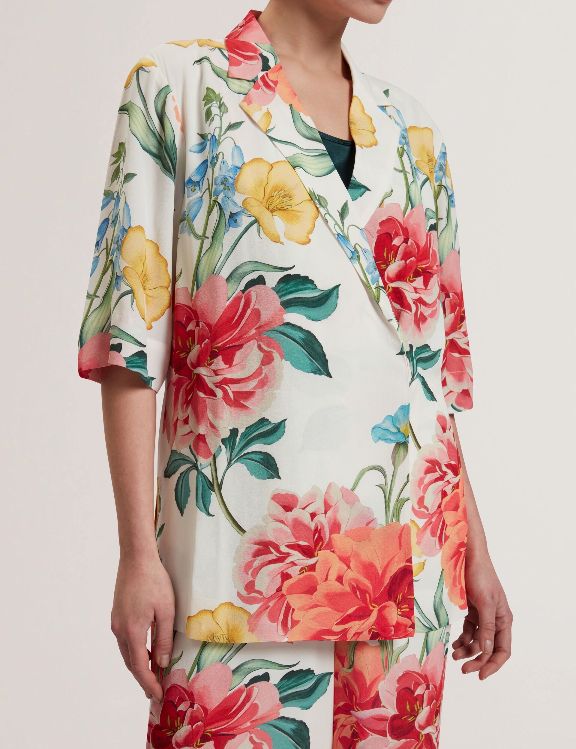 Ted Baker NYMPHA - Floral Short Sleeve Oversized Blazer WHITE