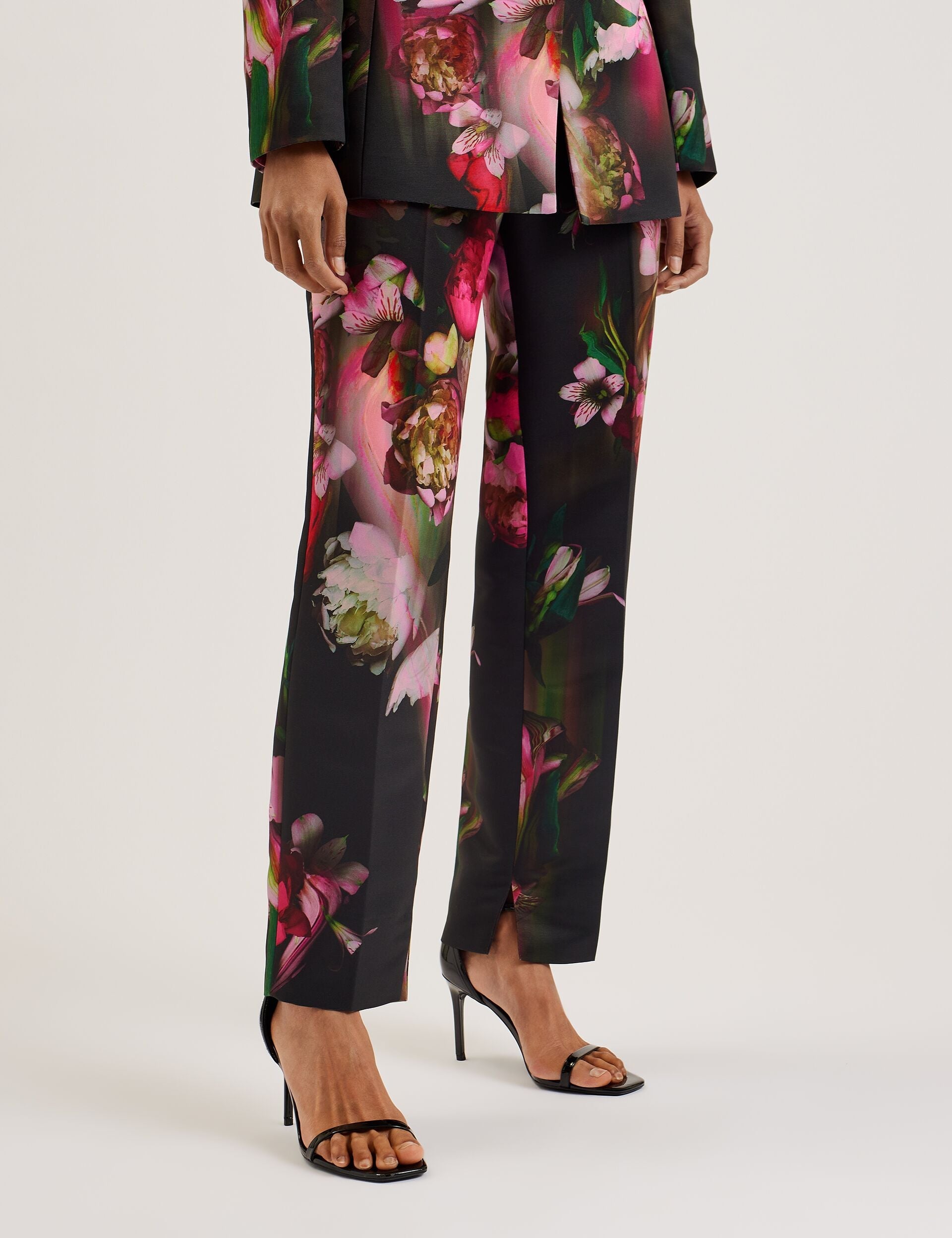 Ted Baker OKUNIT - Tapered Leg Floral Print Tailored Trousers BLACK
