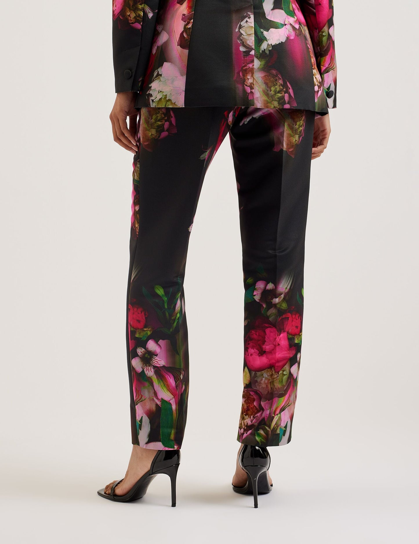 Ted Baker OKUNIT - Tapered Leg Floral Print Tailored Trousers BLACK