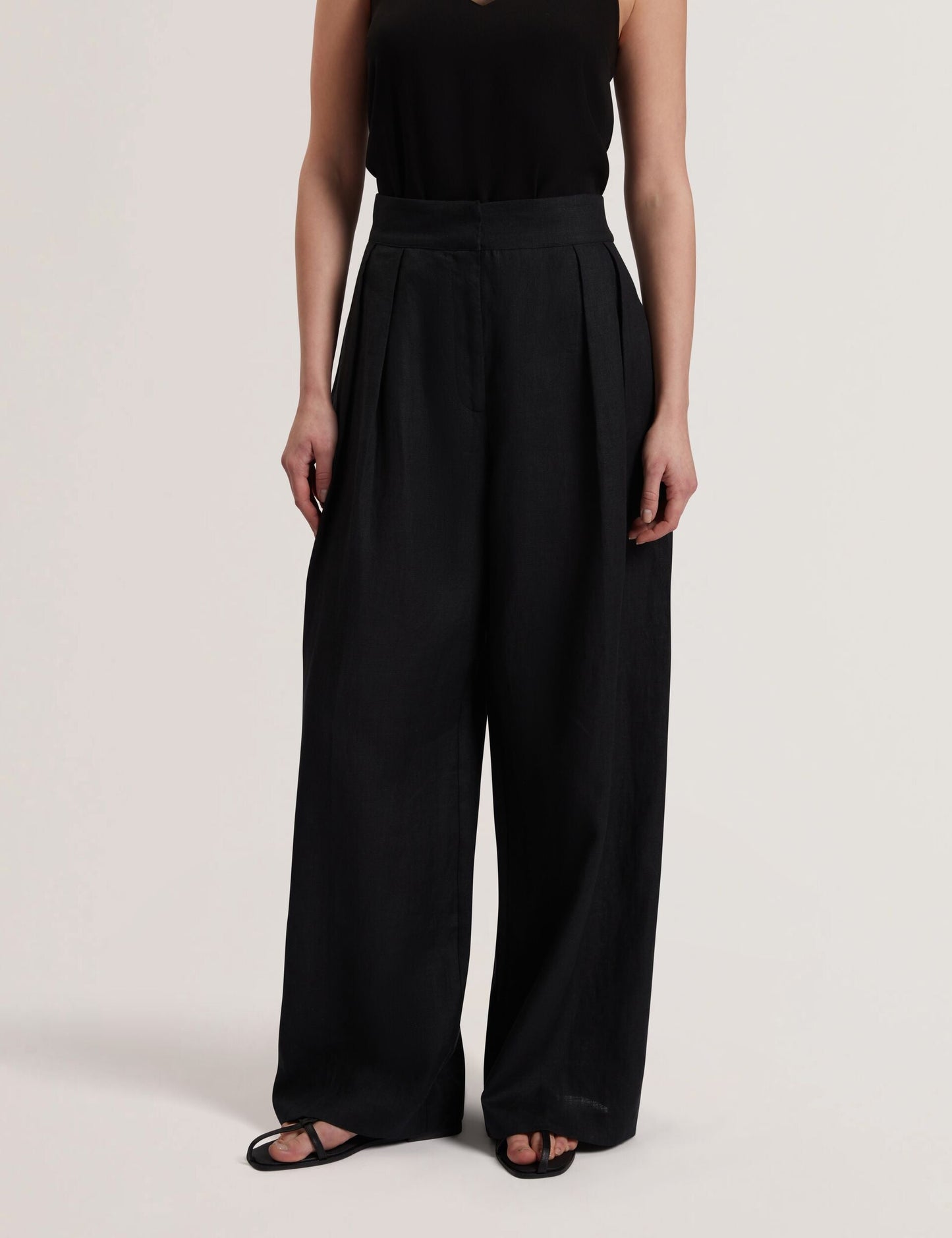 Ted Baker KYFAAT - Pure Linen Tailored Wide Leg Trousers BLACK
