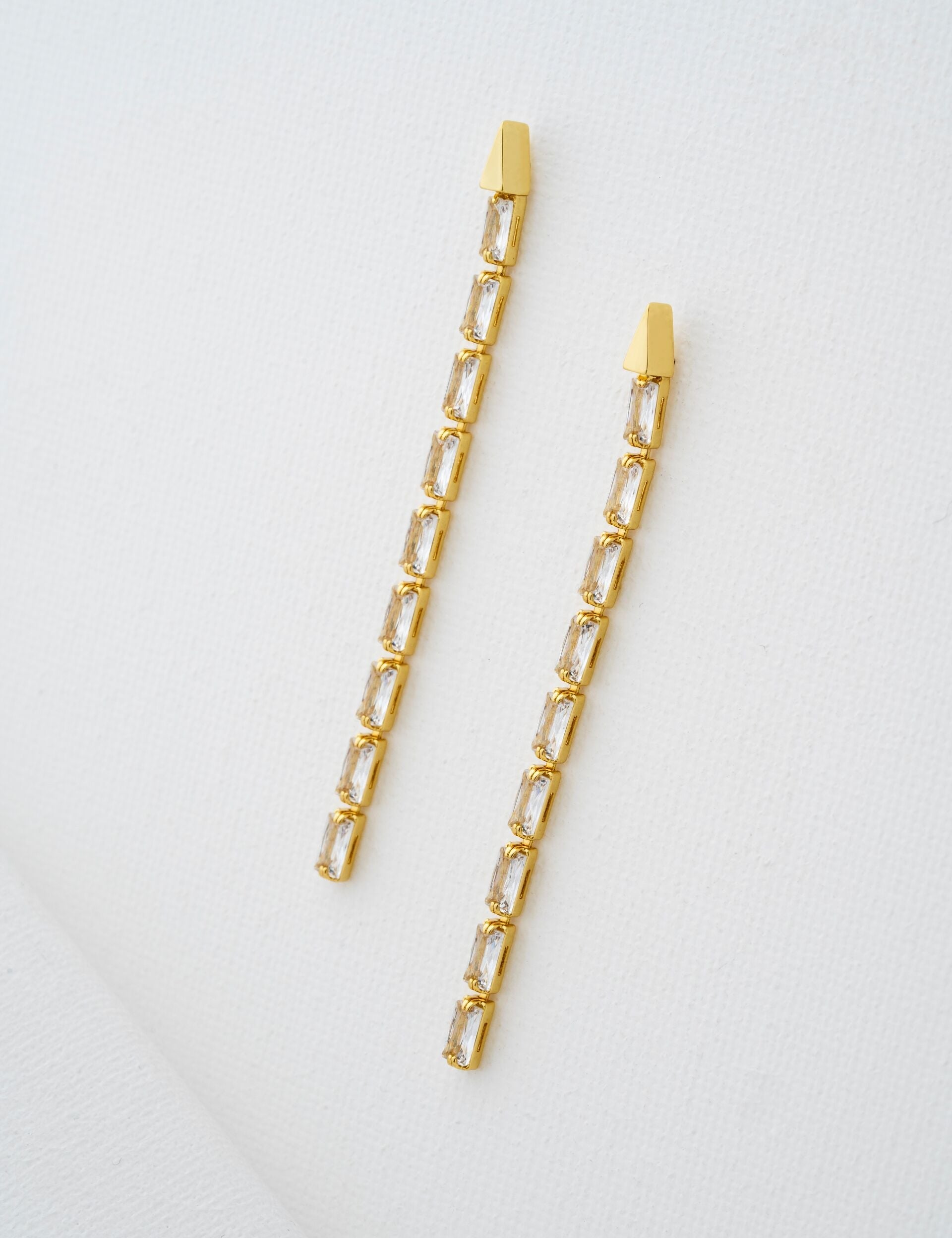 Ted Baker ISALIE - Baguette Crystal Long Drop Earrings GOLD