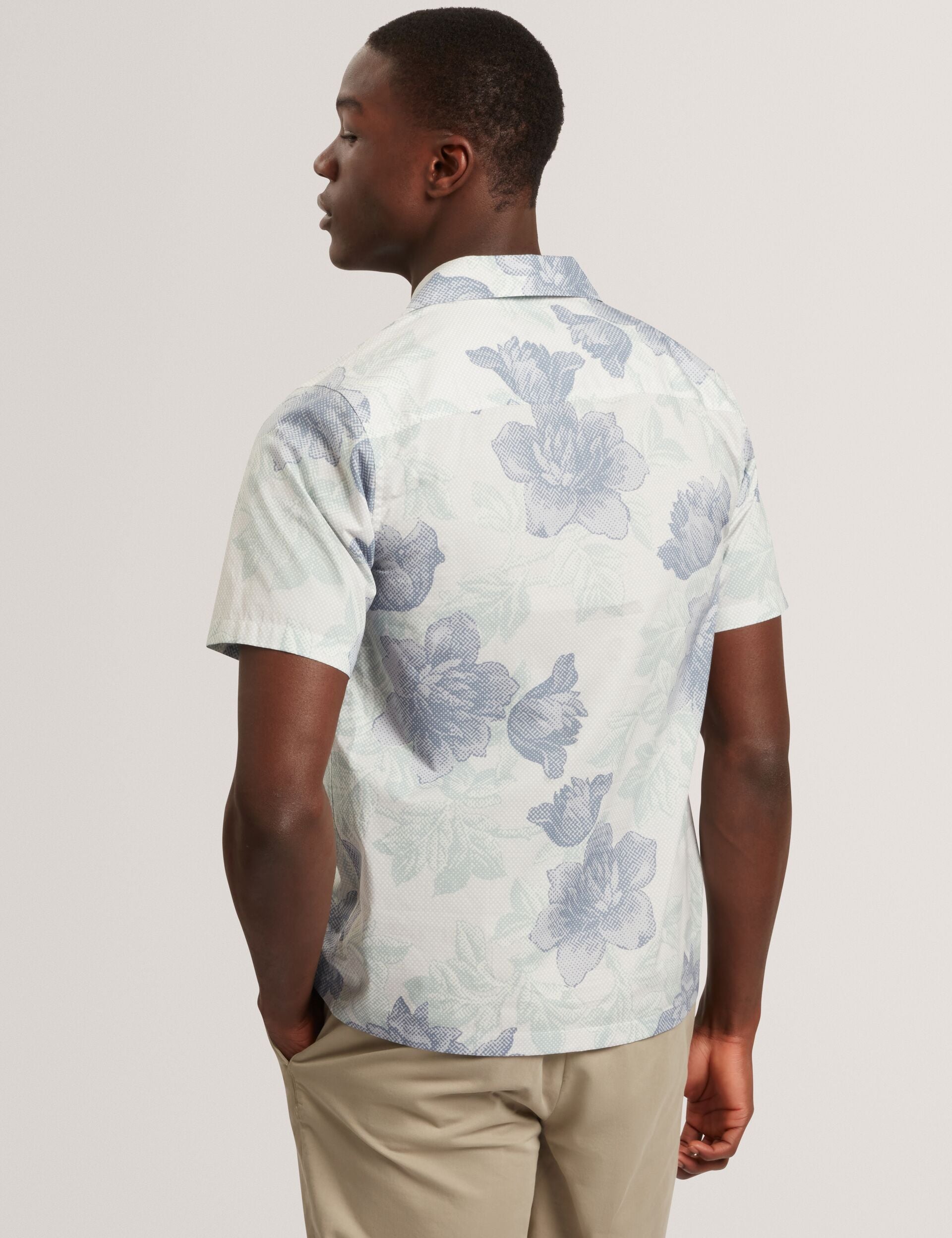 Ted Baker CESIRO Relaxed Shaded Floral Short Sleeve Shirt MID GREEN