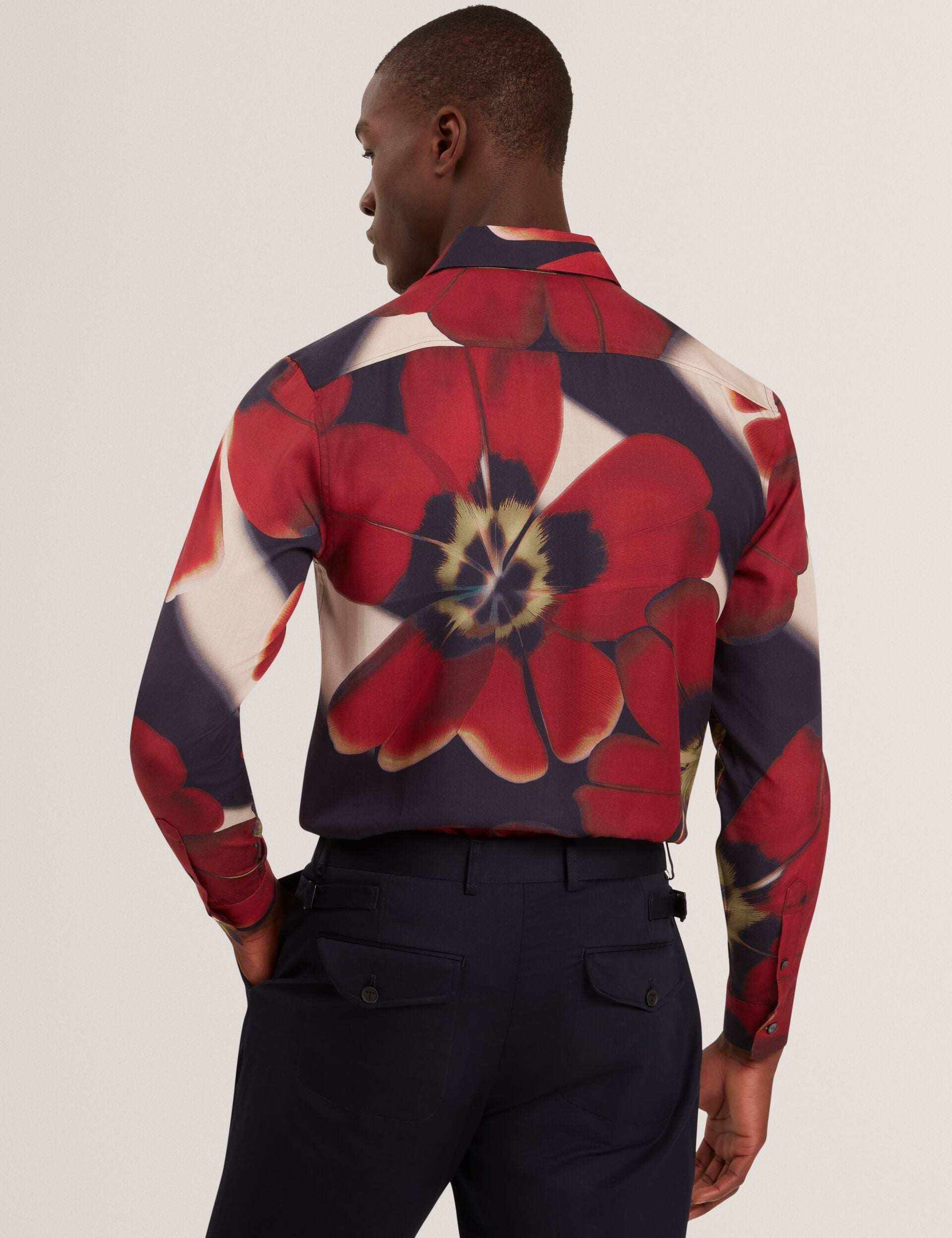 Ted Baker PHELIN Red Blooms Print Cotton Stretch Shirt NAVY
