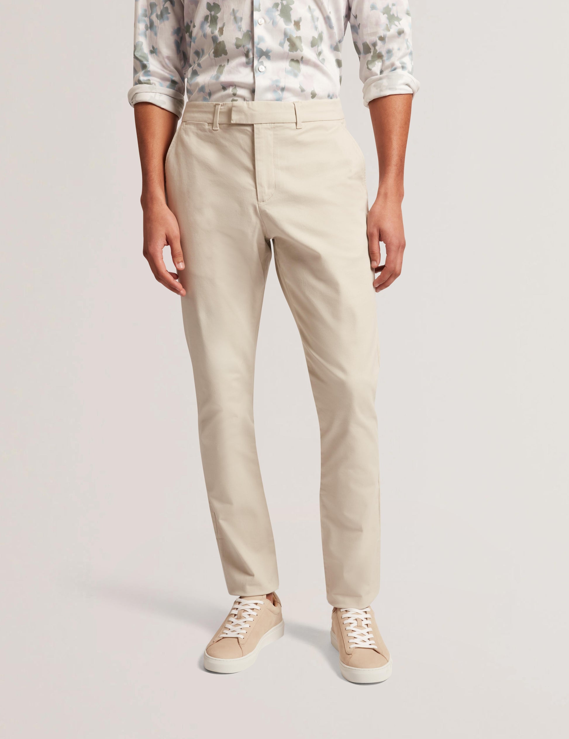 Ted Baker BATFORD - Slim Fit Cotton Blend Chinos STONE