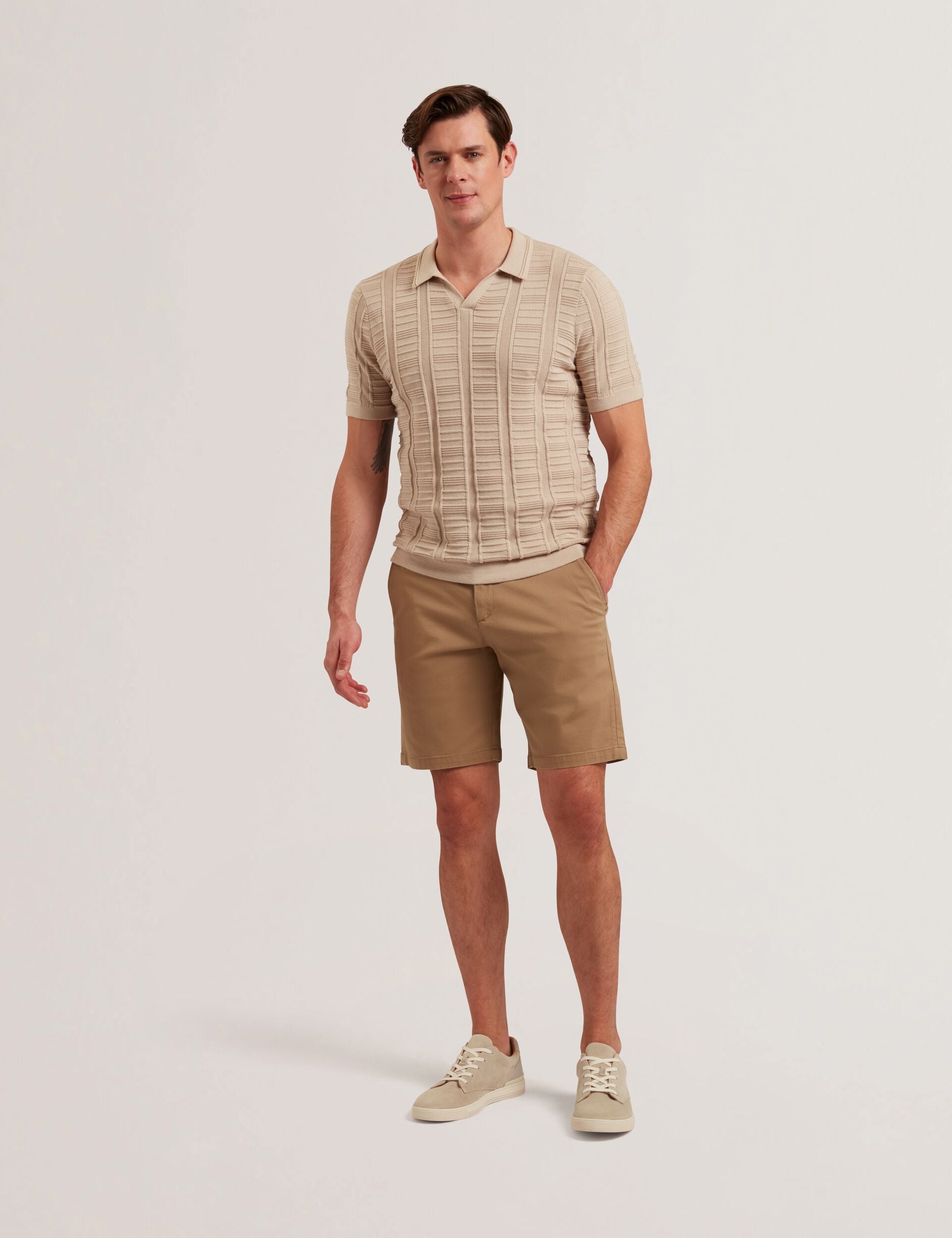 Ted Baker BARNHAM - Regular Fit Cotton Blend Chino Shorts TAN