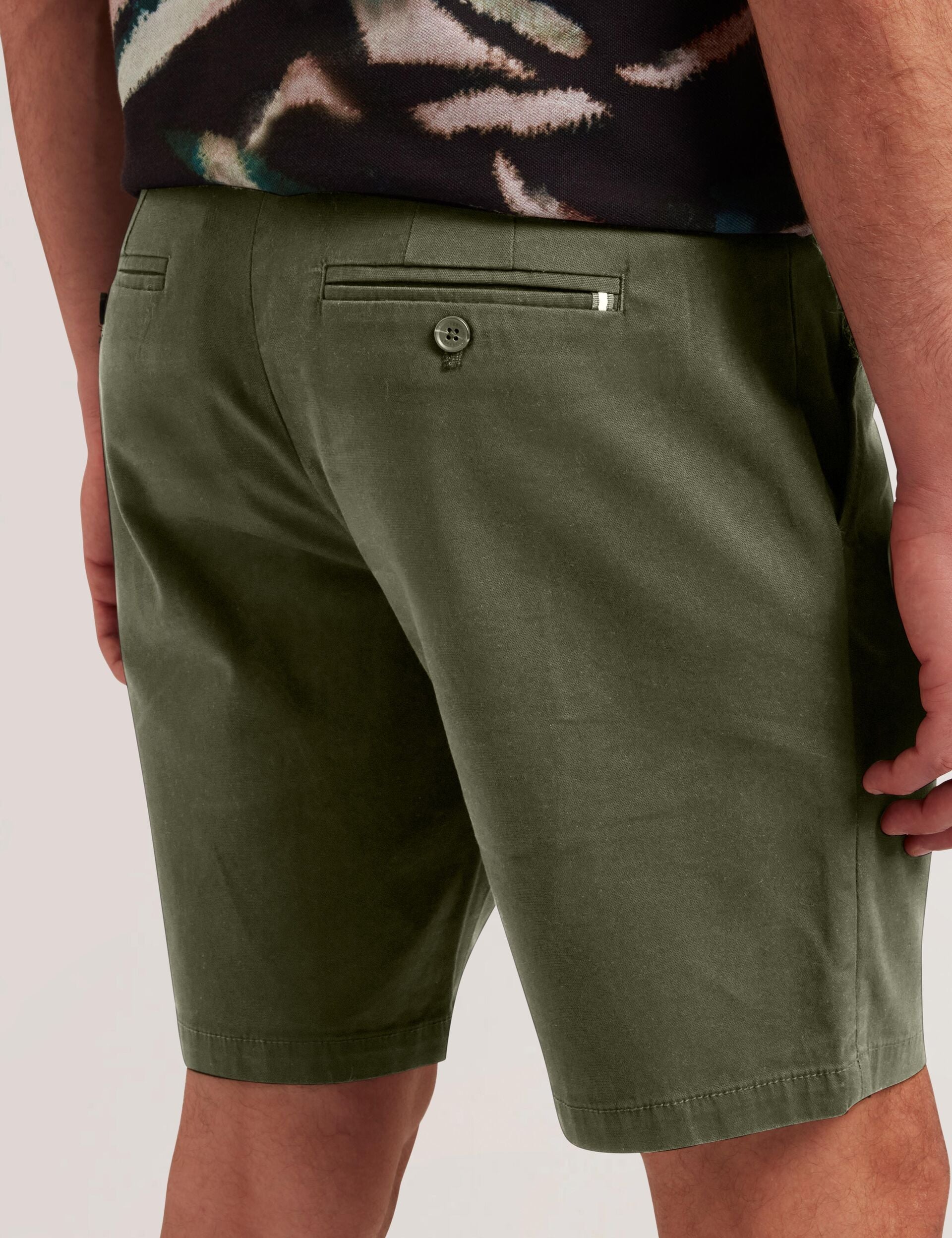 Ted Baker BARNHAM - Khaki Cotton Blend Chino Shorts KHAKI
