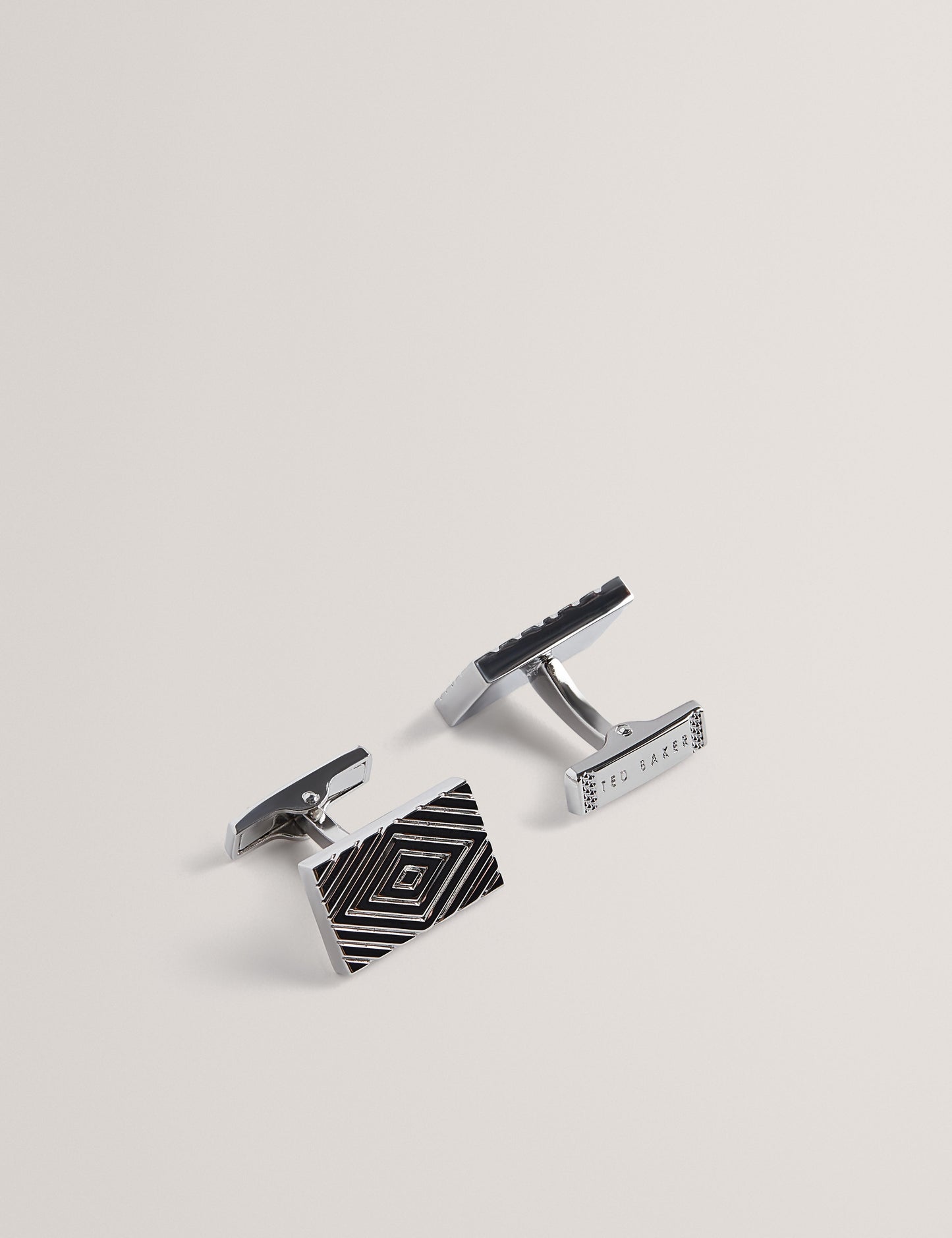 Ted Baker DIAMONT - Engraved Diamond Pattern Cufflinks SILVER