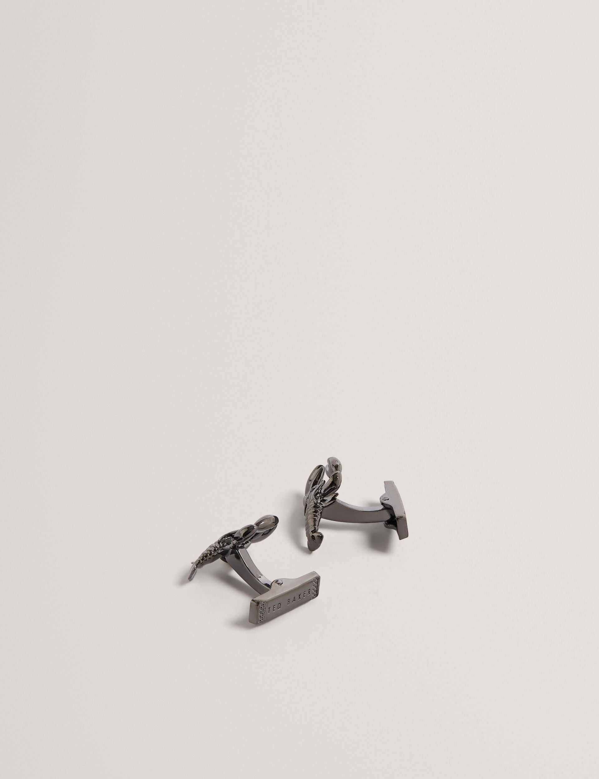 Ted Baker MARIINE - Lobster Cufflinks & Lapel Pin Set GUNMETAL