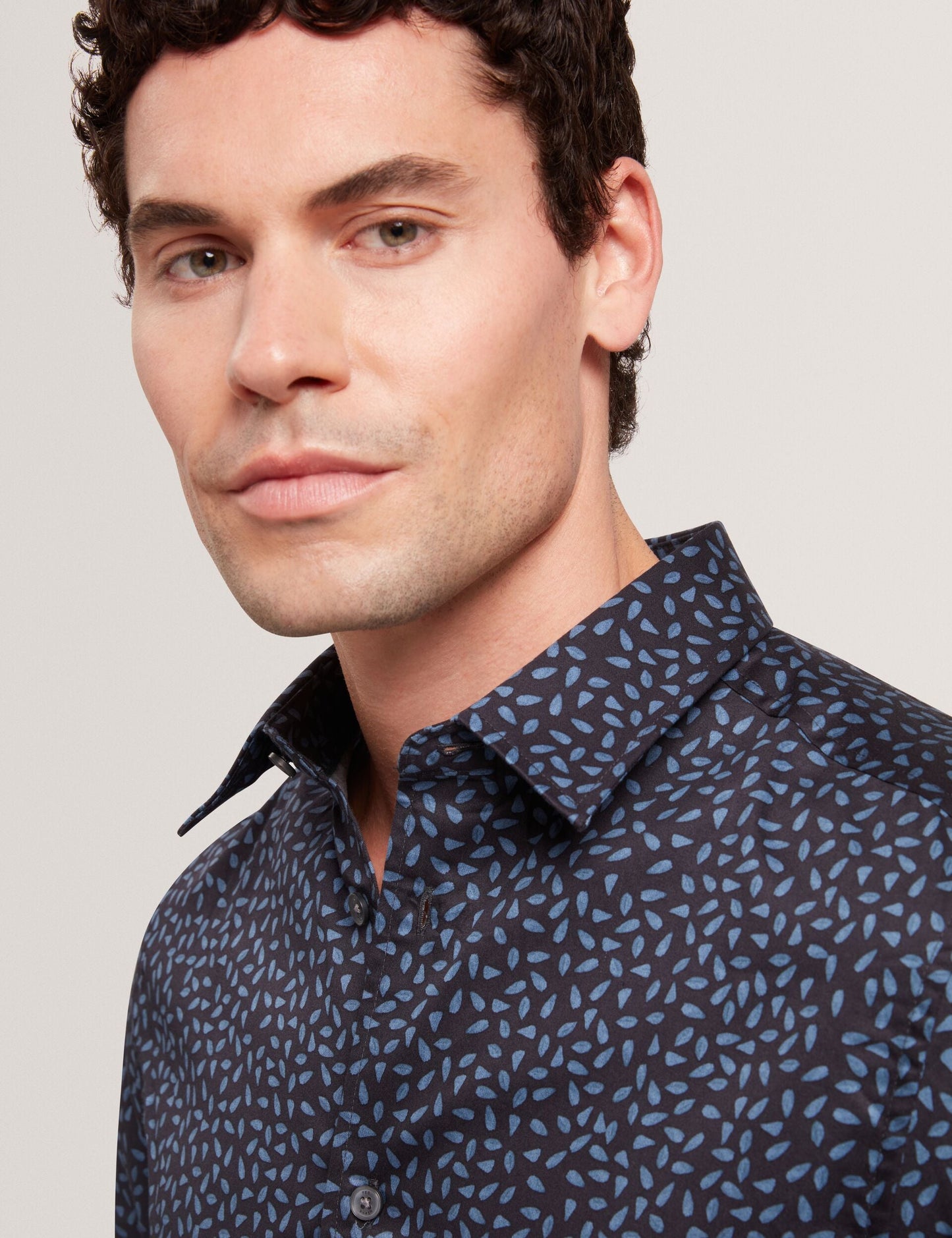 Ted Baker CAMPDEN - Mini Leaf Print Short Sleeve Cotton Shirt NAVY