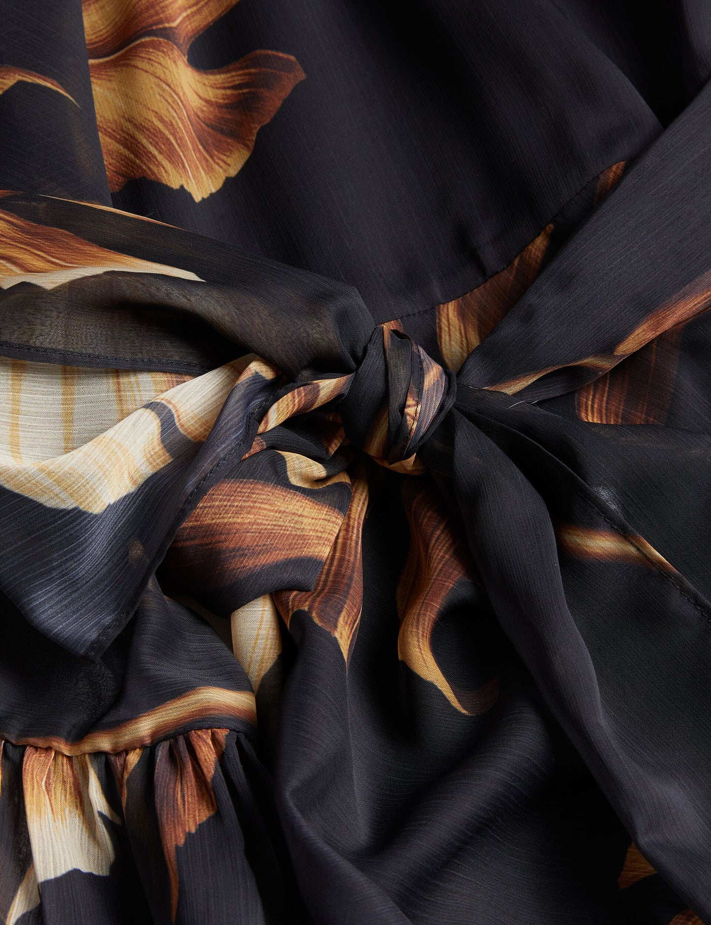 Ted Baker ELSTER - Printed Chiffon Mini Dress With Tie Waist BLACK