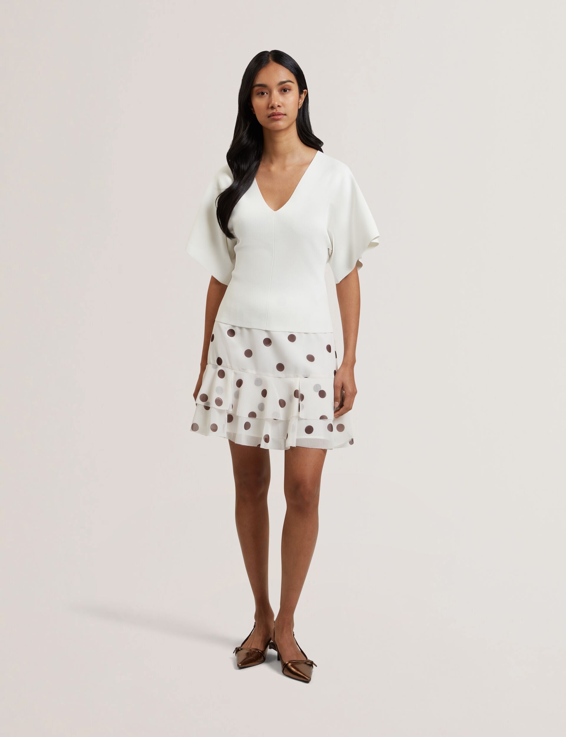 Ted Baker REGINAH - Wide Short Sleeve V-Neck Knitted Top IVORY