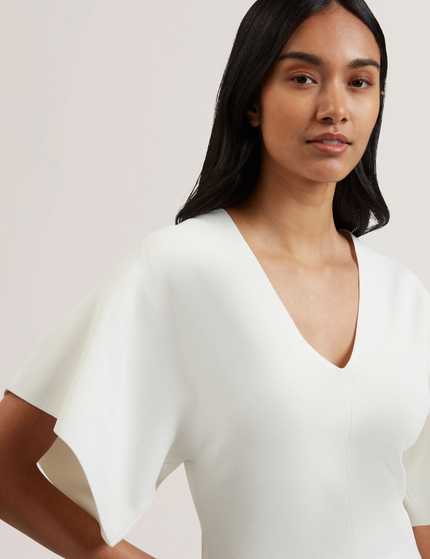 Ted Baker REGINAH - Wide Short Sleeve V-Neck Knitted Top IVORY
