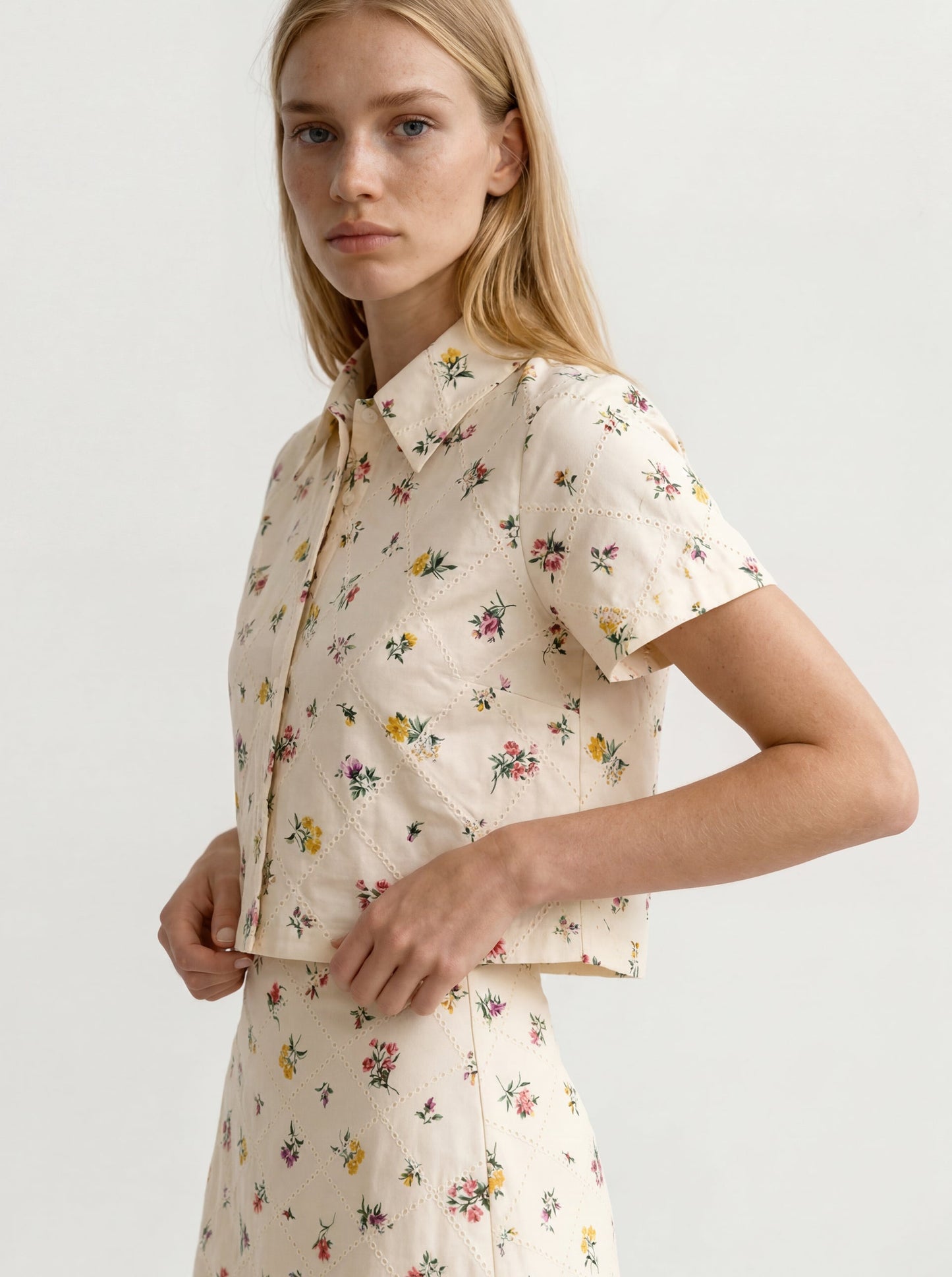 Ted Baker LIZ Wildflower Embroidered Cropped Shirt CREAM