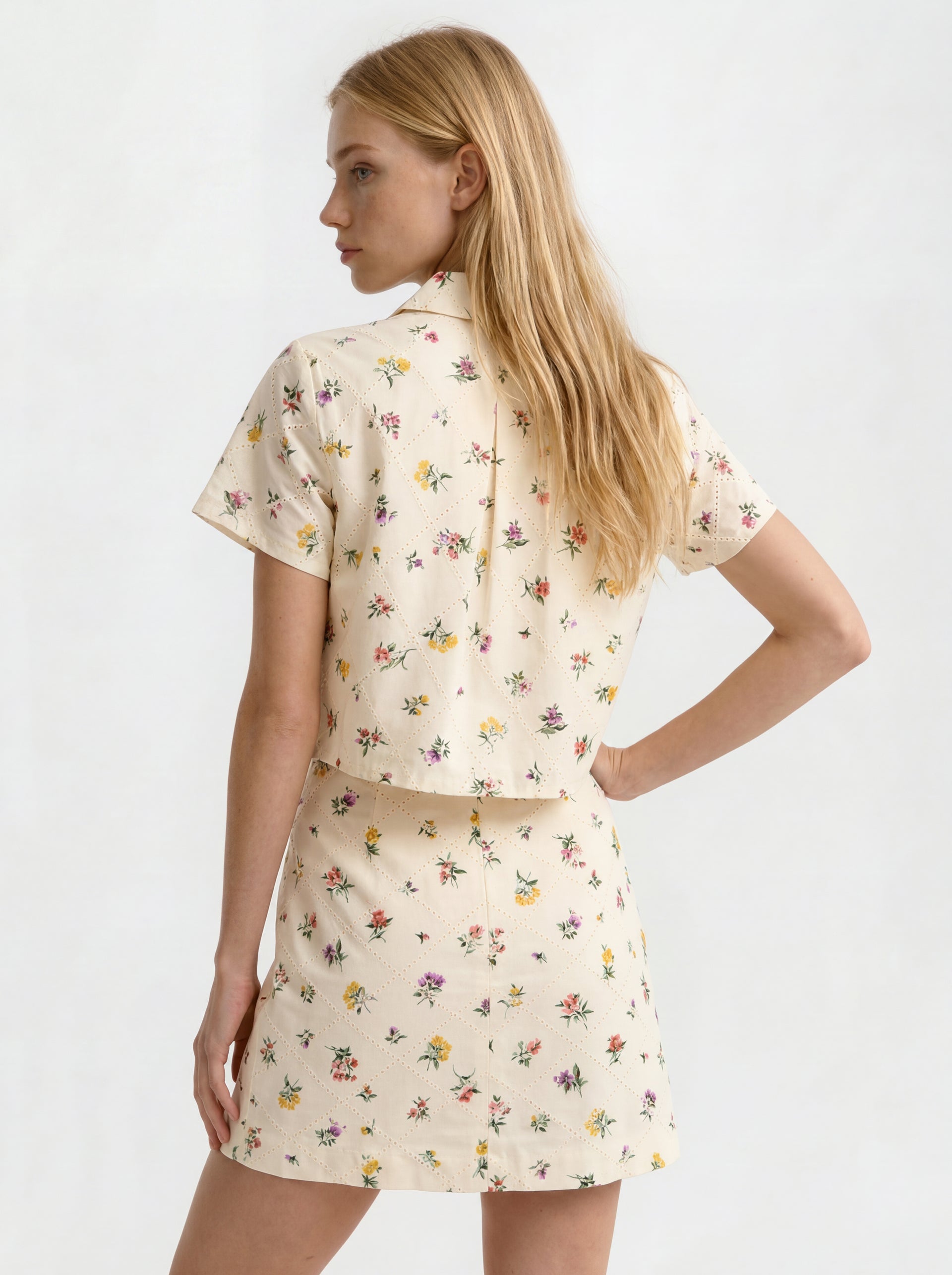 Ted Baker LIZ Wildflower Embroidered Cropped Shirt CREAM