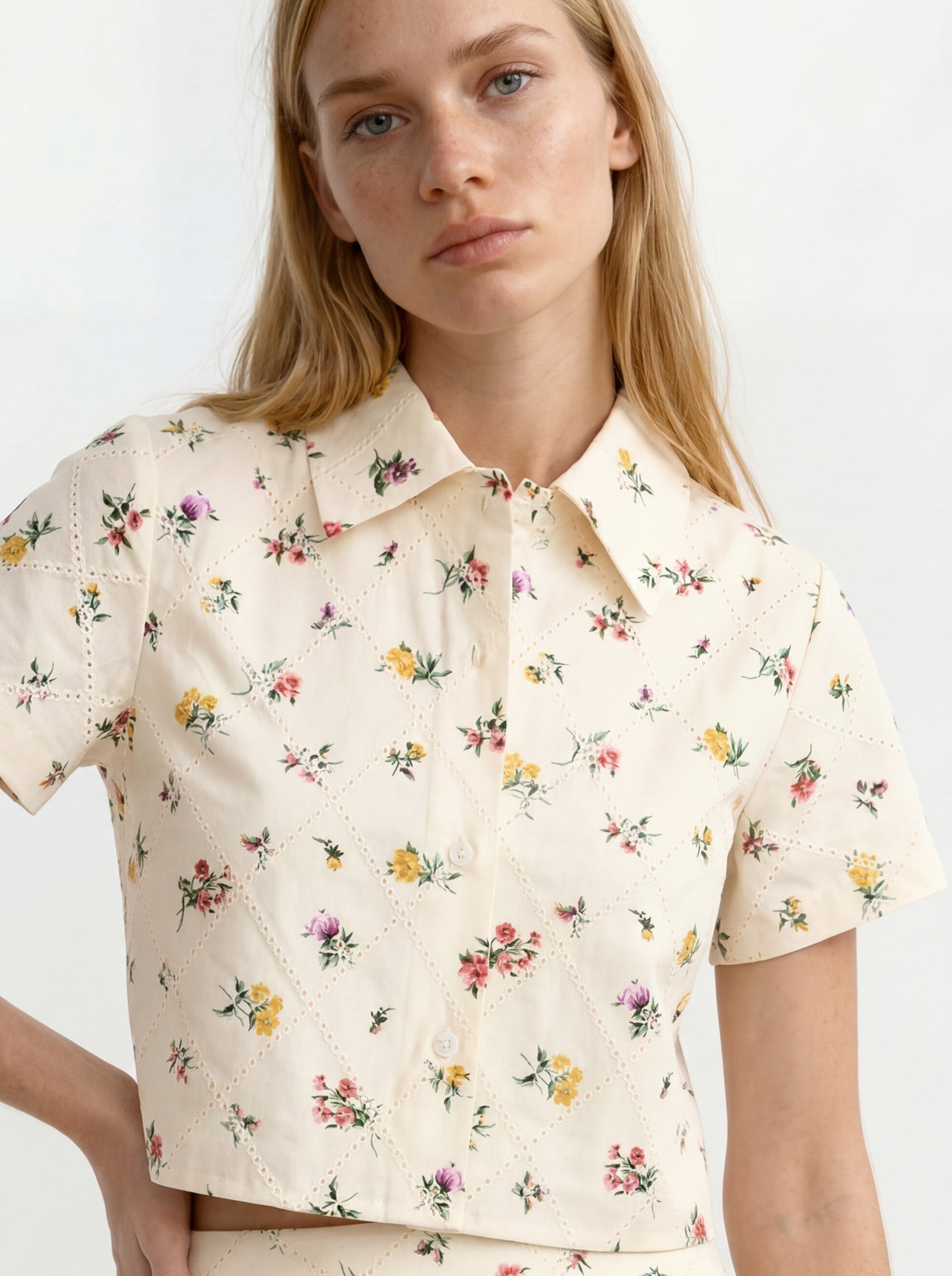 Ted Baker LIZ Wildflower Embroidered Cropped Shirt CREAM