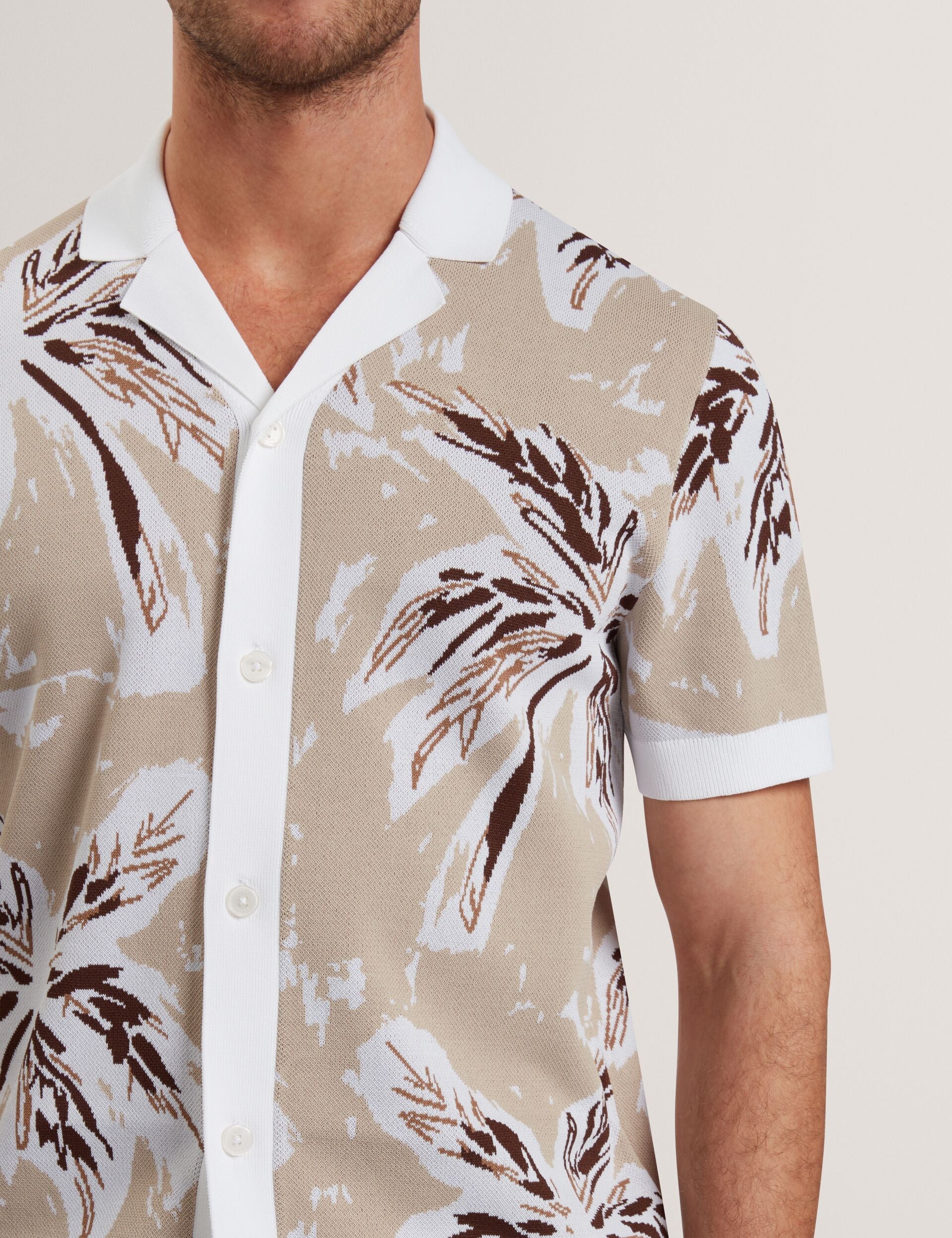 Ted Baker KYES - Leaf Print Knitted Short Sleeve Shirt TAUPE