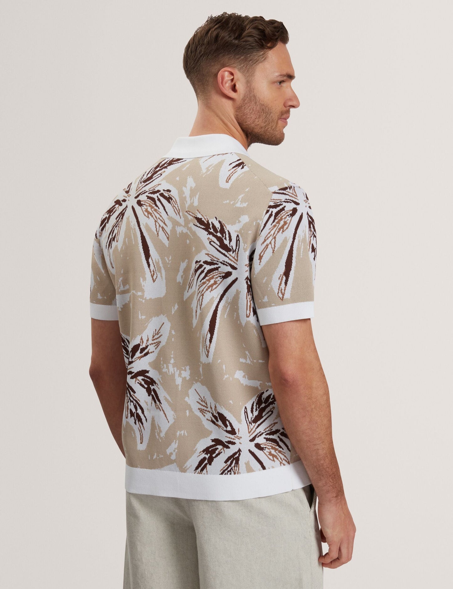 Ted Baker KYES - Leaf Print Knitted Short Sleeve Shirt TAUPE