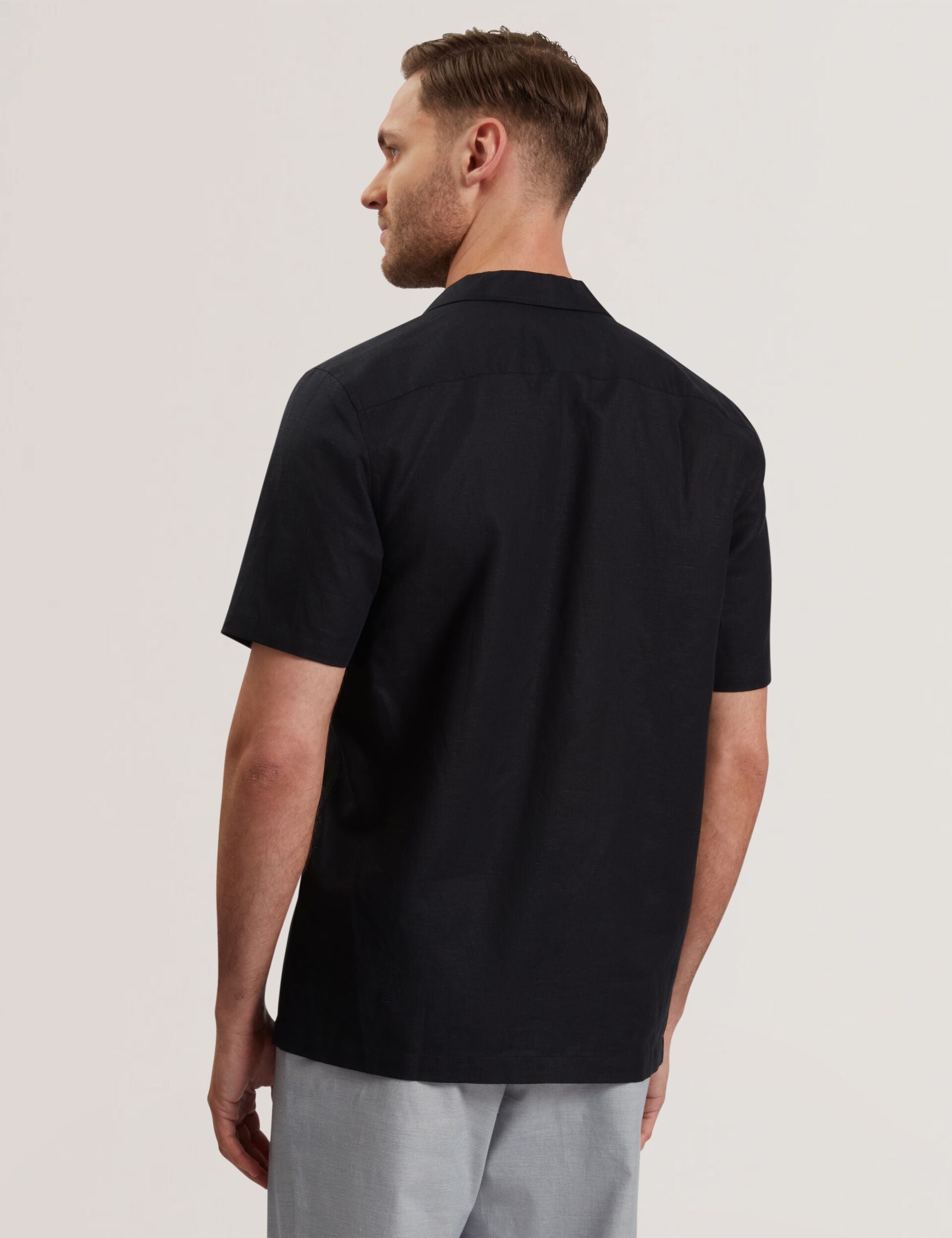Ted Baker WHETHER - Short Sleeve Regular Fit Double Pocket Shirt BLACK