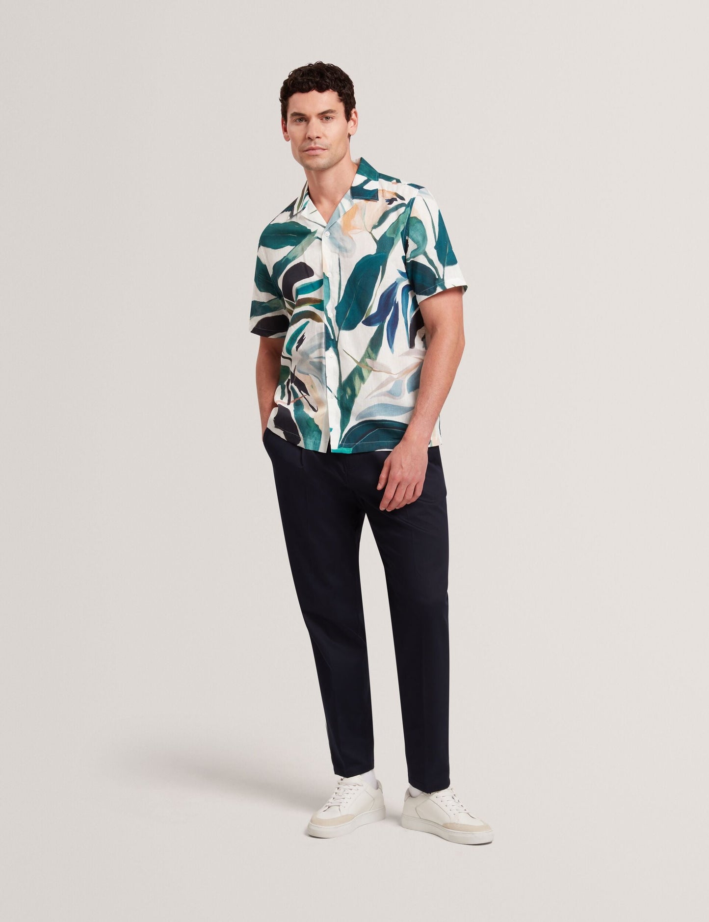 Ted Baker ROGNSKI - Relaxed Floral Short Sleeve Linen Shirt WHITE