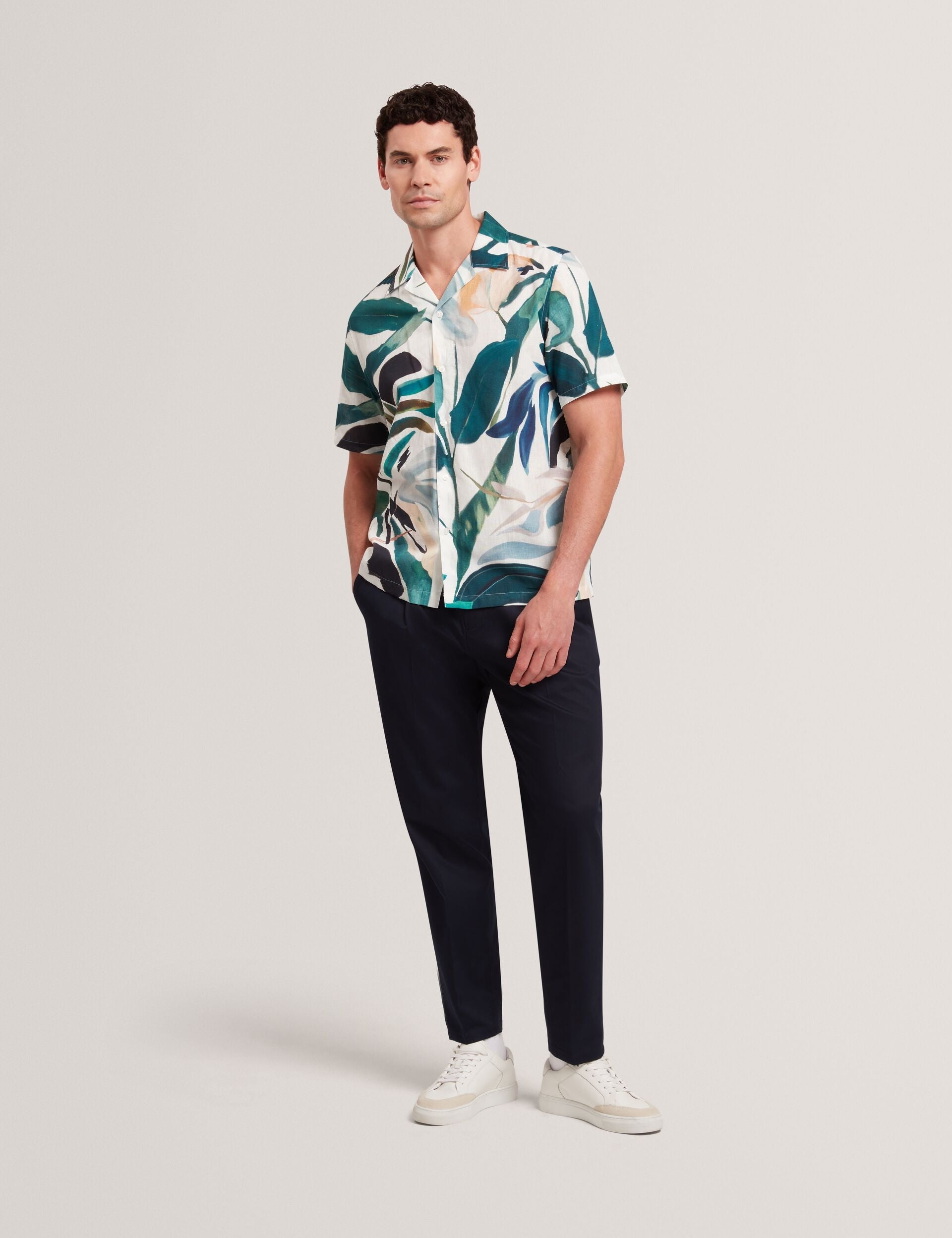 Ted Baker ROGNSKI - Relaxed Floral Short Sleeve Linen Shirt WHITE