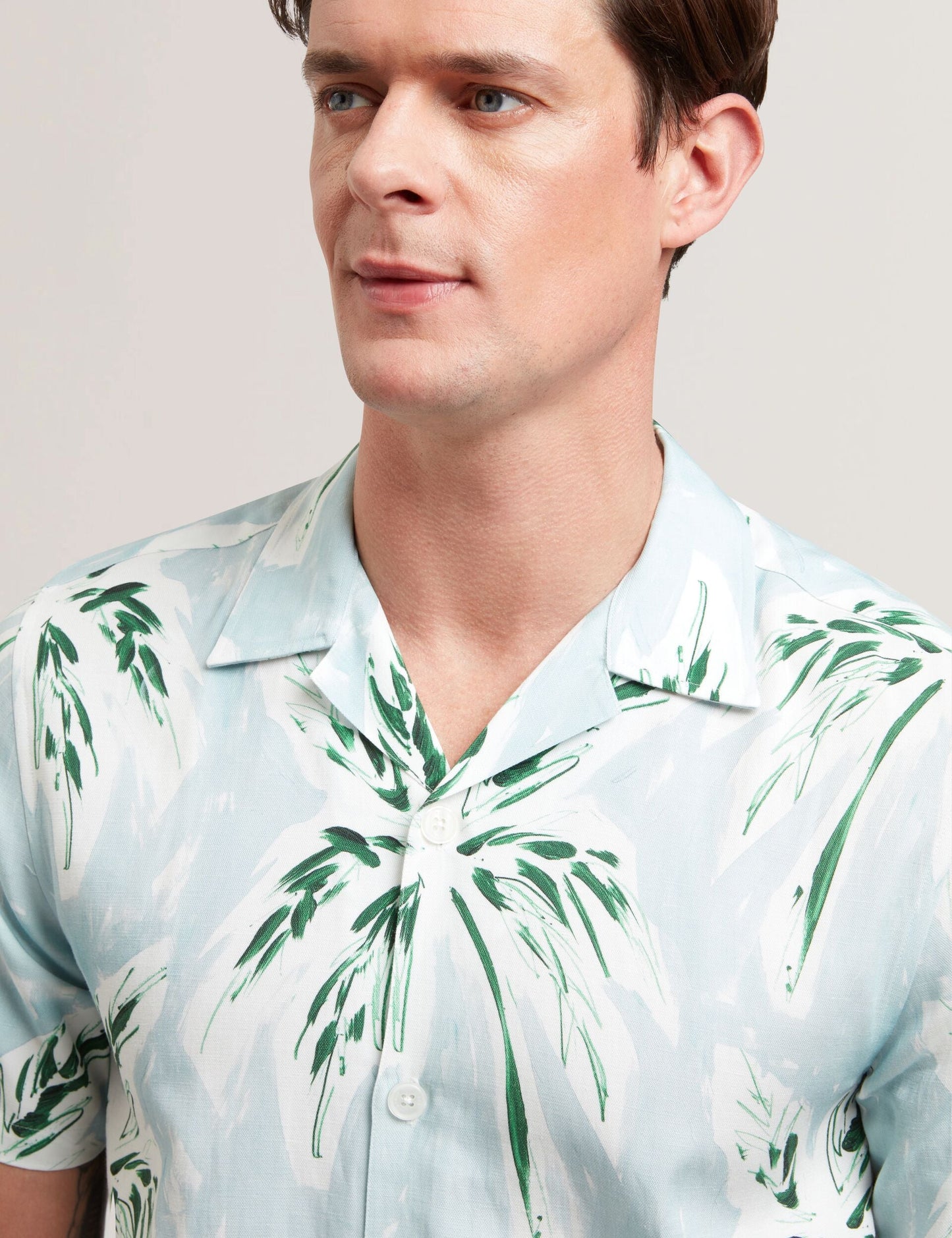 Ted Baker BOCHE - Tropical Print Linen Blend Relaxed Shirt PALE GREEN