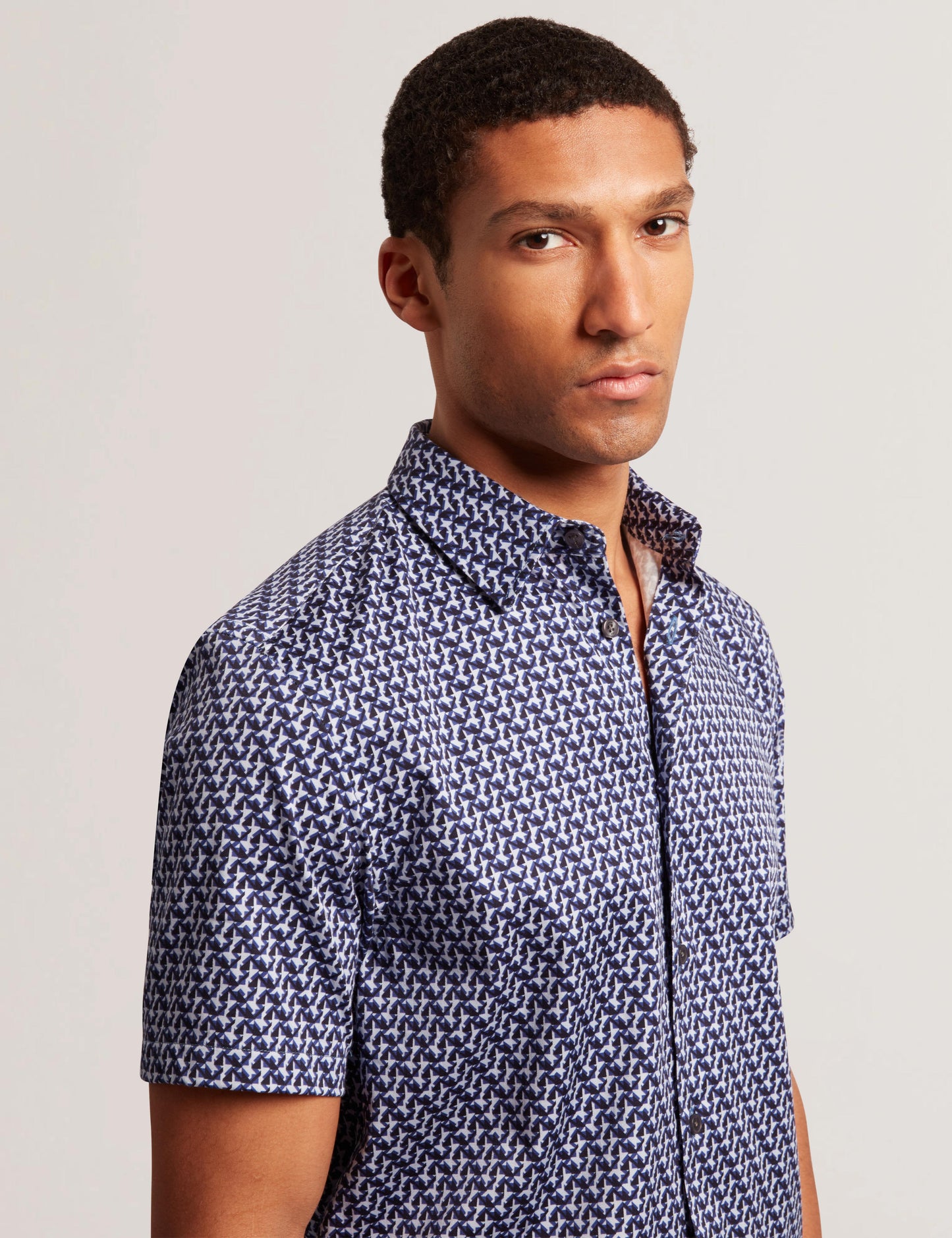 Ted Baker ALPHSO SS Regular Fit Geo Shirt NAVY