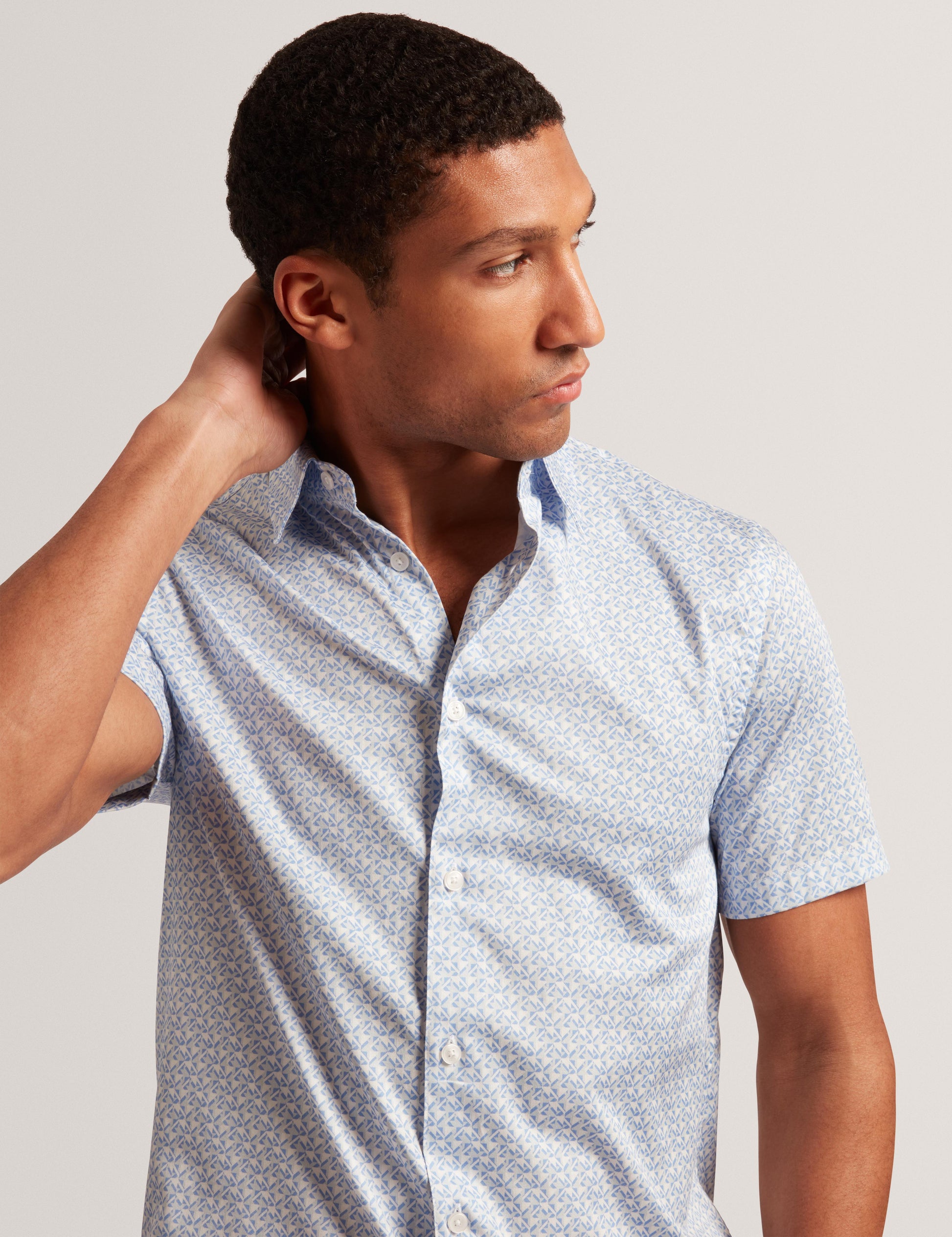 Ted Baker ALPHSO - SS Regular Fit Geo Shirt MID BLUE
