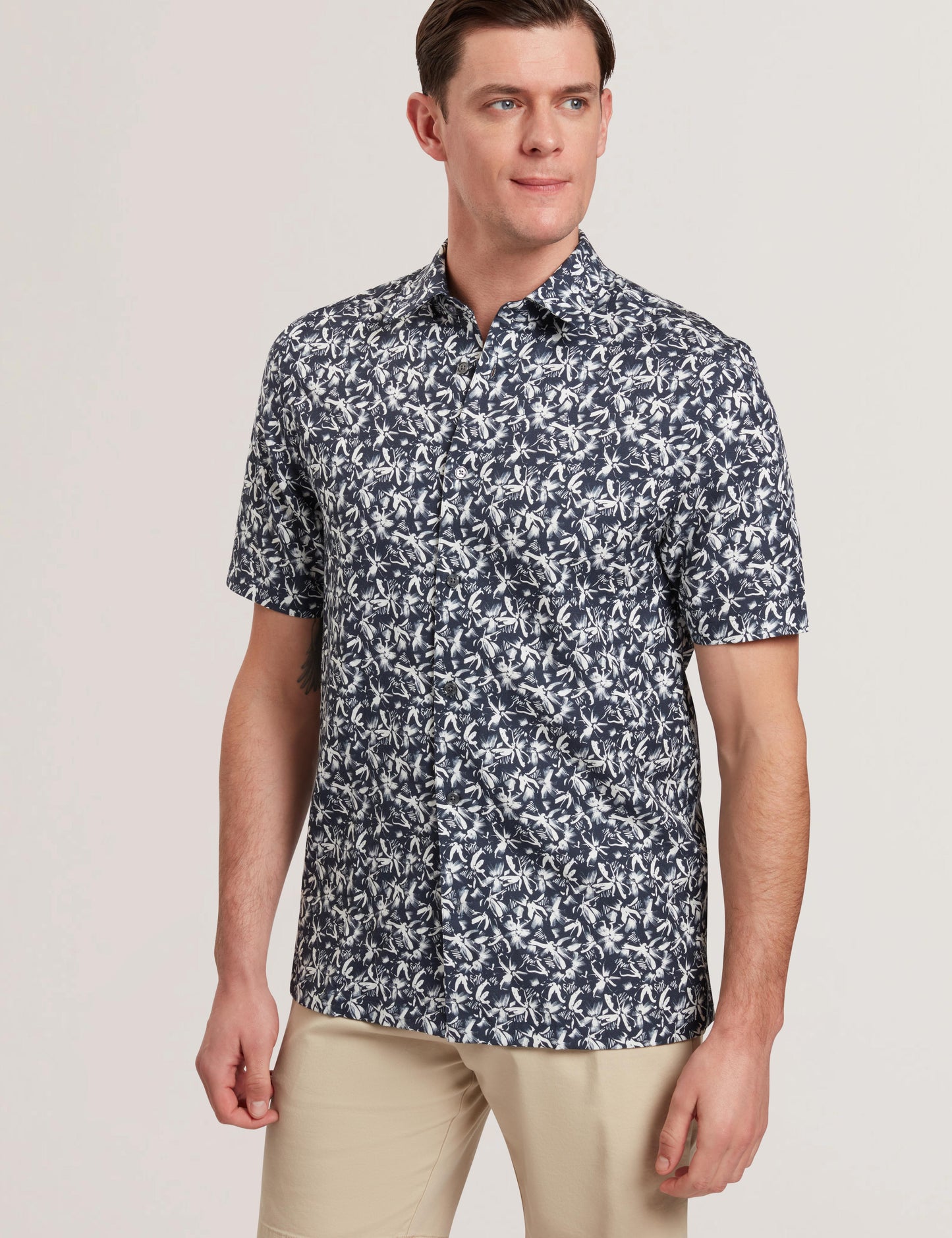 Ted Baker TAVARO - Short Sleeve Abstract Floral Print Shirt NAVY