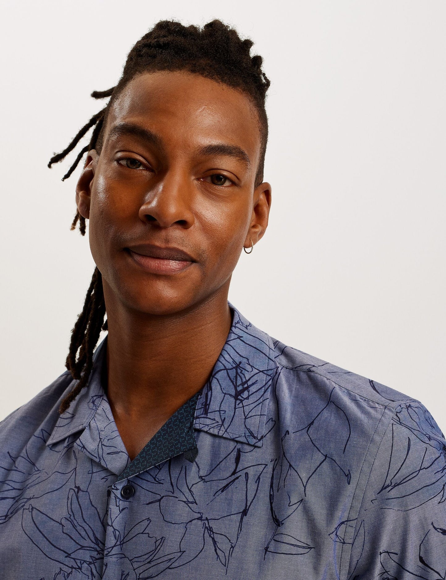 Ted Baker TERRONI - Short Sleeve Floral Chambray Cotton Shirt DARK BLUE
