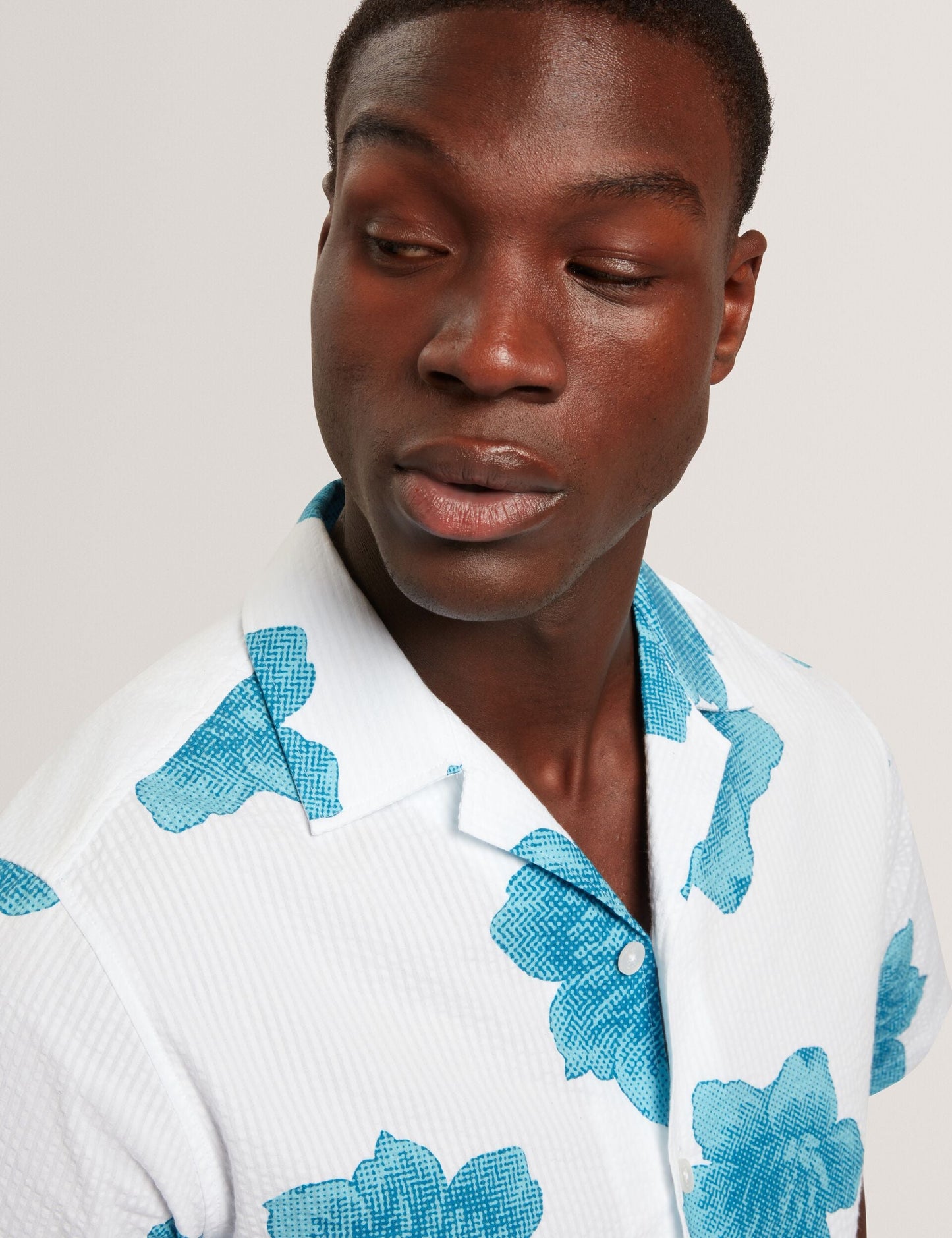 Ted Baker ATALAI Bold Floral Seersucker Short Sleeve Shirt WHITE