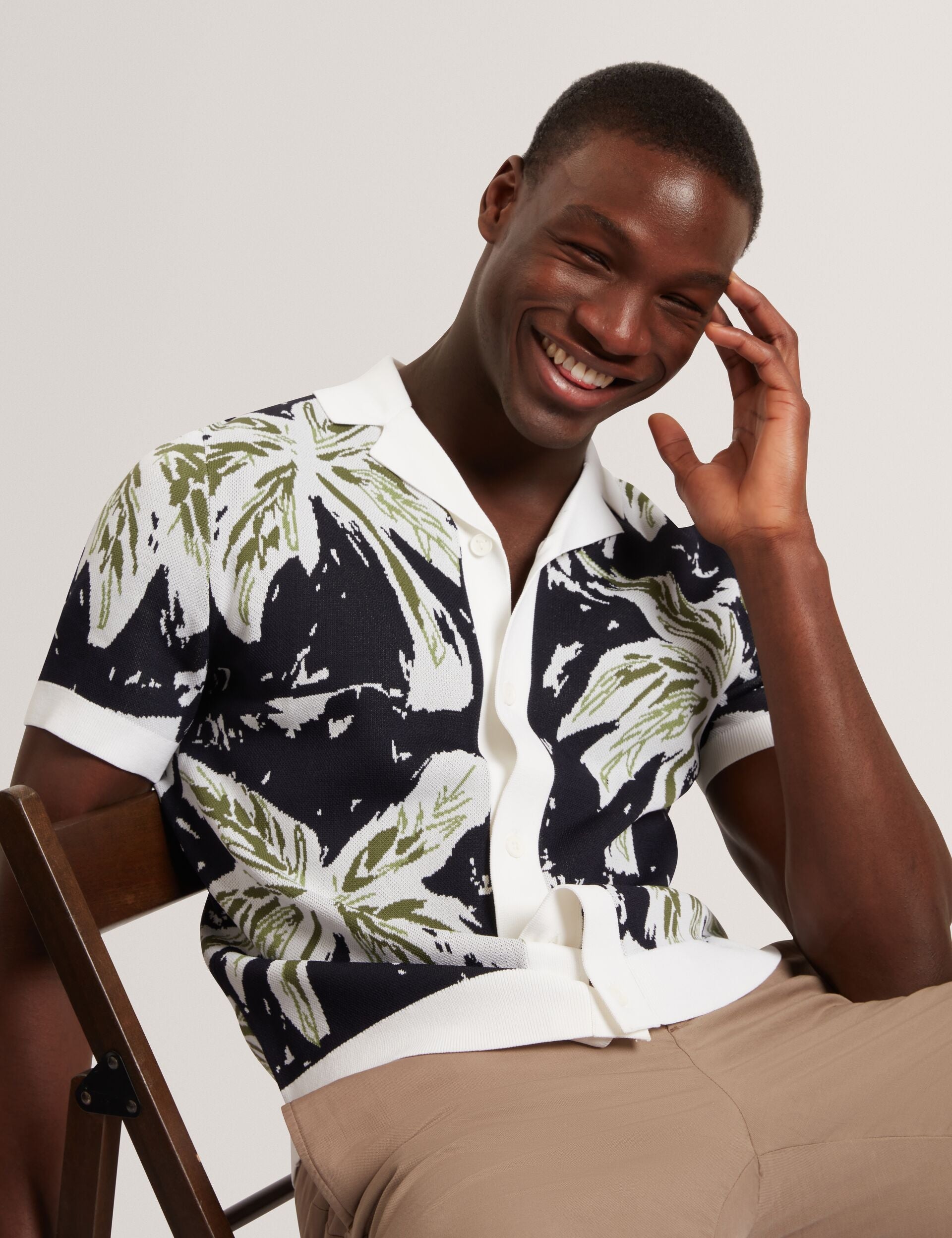 Ted Baker KYES - Short Sleeve Knitted Leaf Shirt NAVY