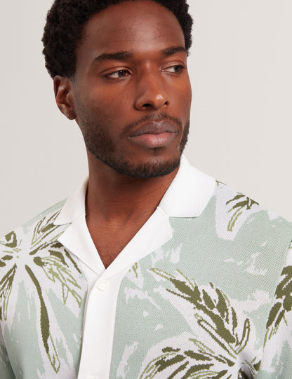 Ted Baker KYES - Leaf Print Knitted Short Sleeve Shirt LT-GREEN