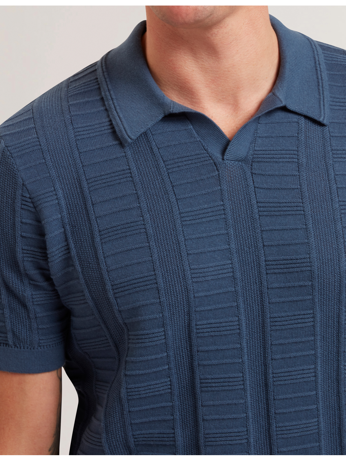 Ted Baker RUZZA - Textured Stripe Open Neck Knitted Polo Shirt DARK BLUE