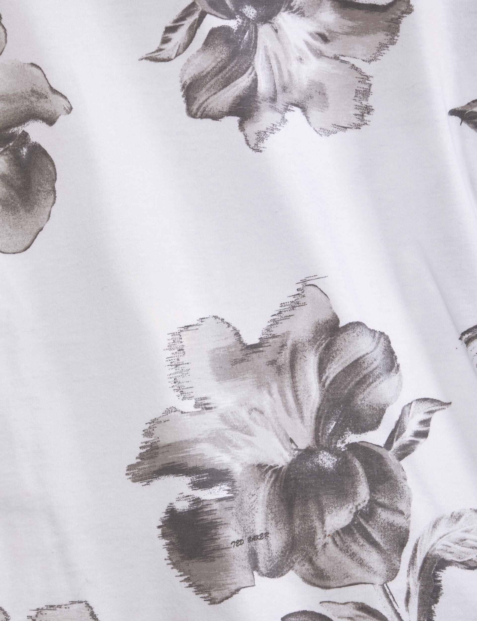 Ted Baker GRAPHIC TEE WHITE