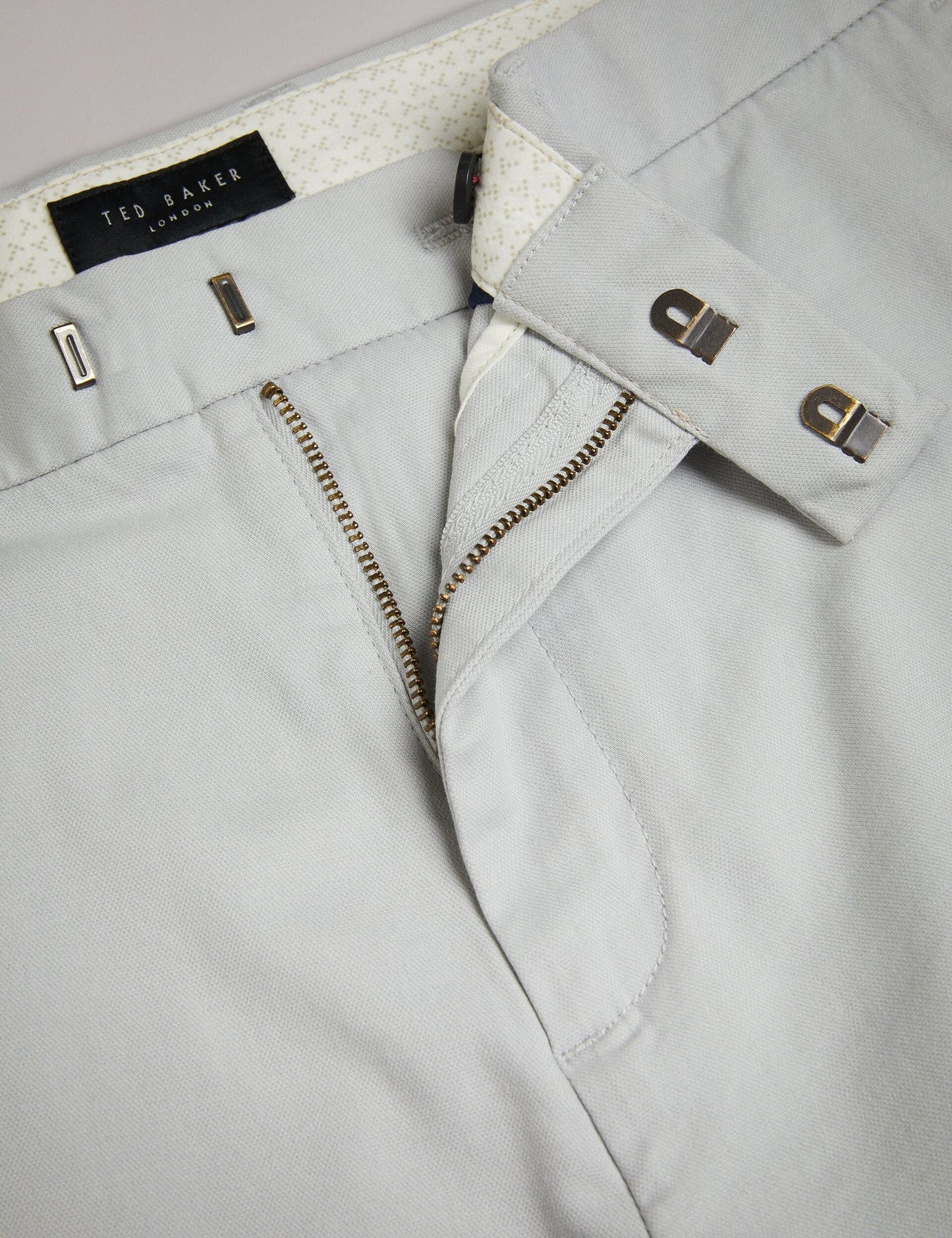 Ted Baker HAYDAE - Slim Fit Chino LIGHT GREY